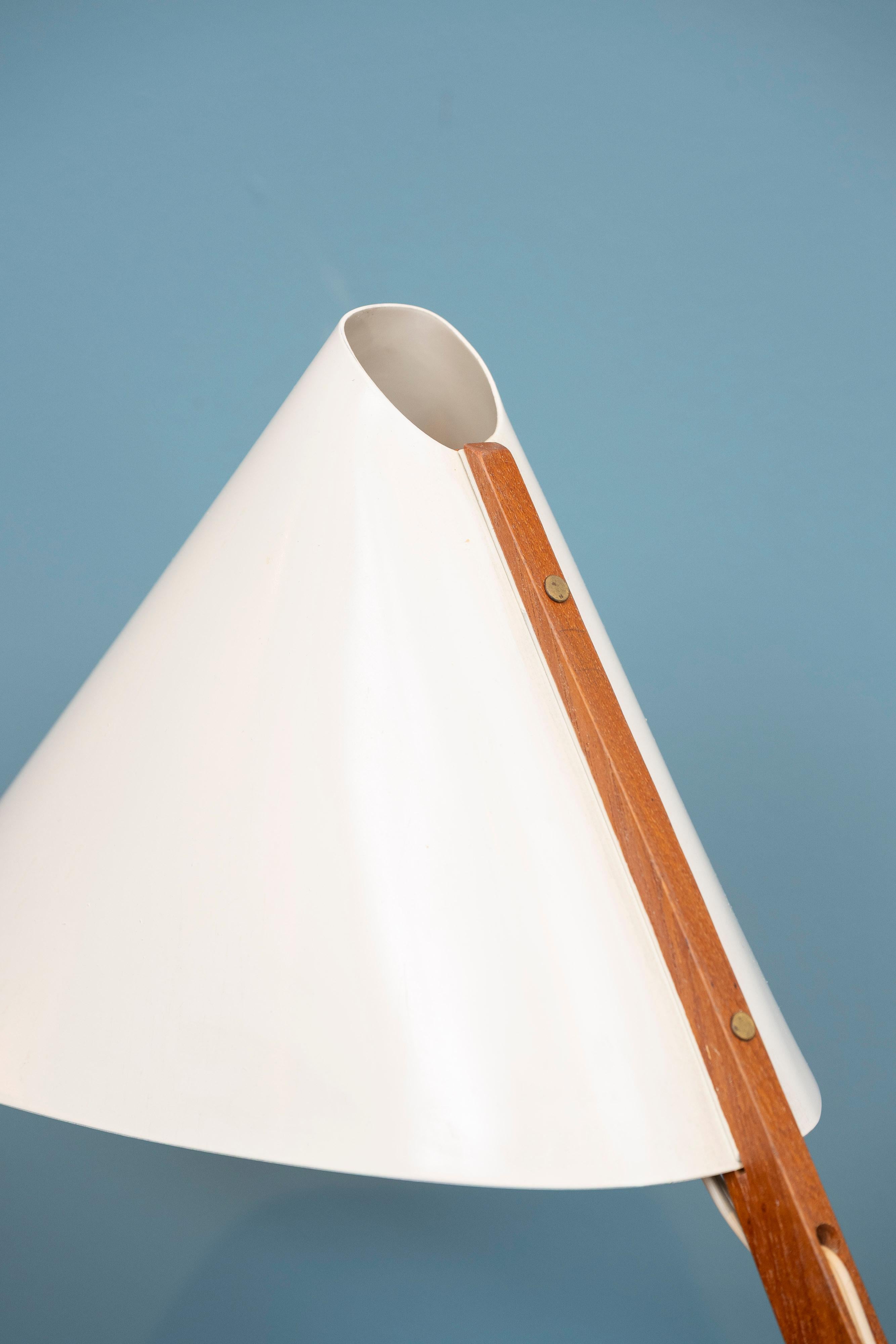 Hans-Agne Jakobsson Table Lamp, Model B-54 For Sale 1