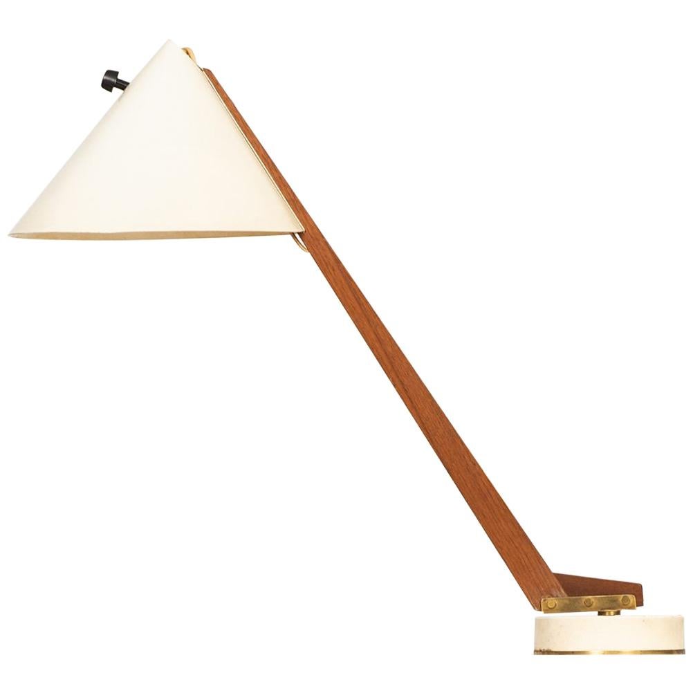 Hans-Agne Jakobsson Table Lamp Model B-54 Produced by Hans-Agne Jakobsson AB For Sale