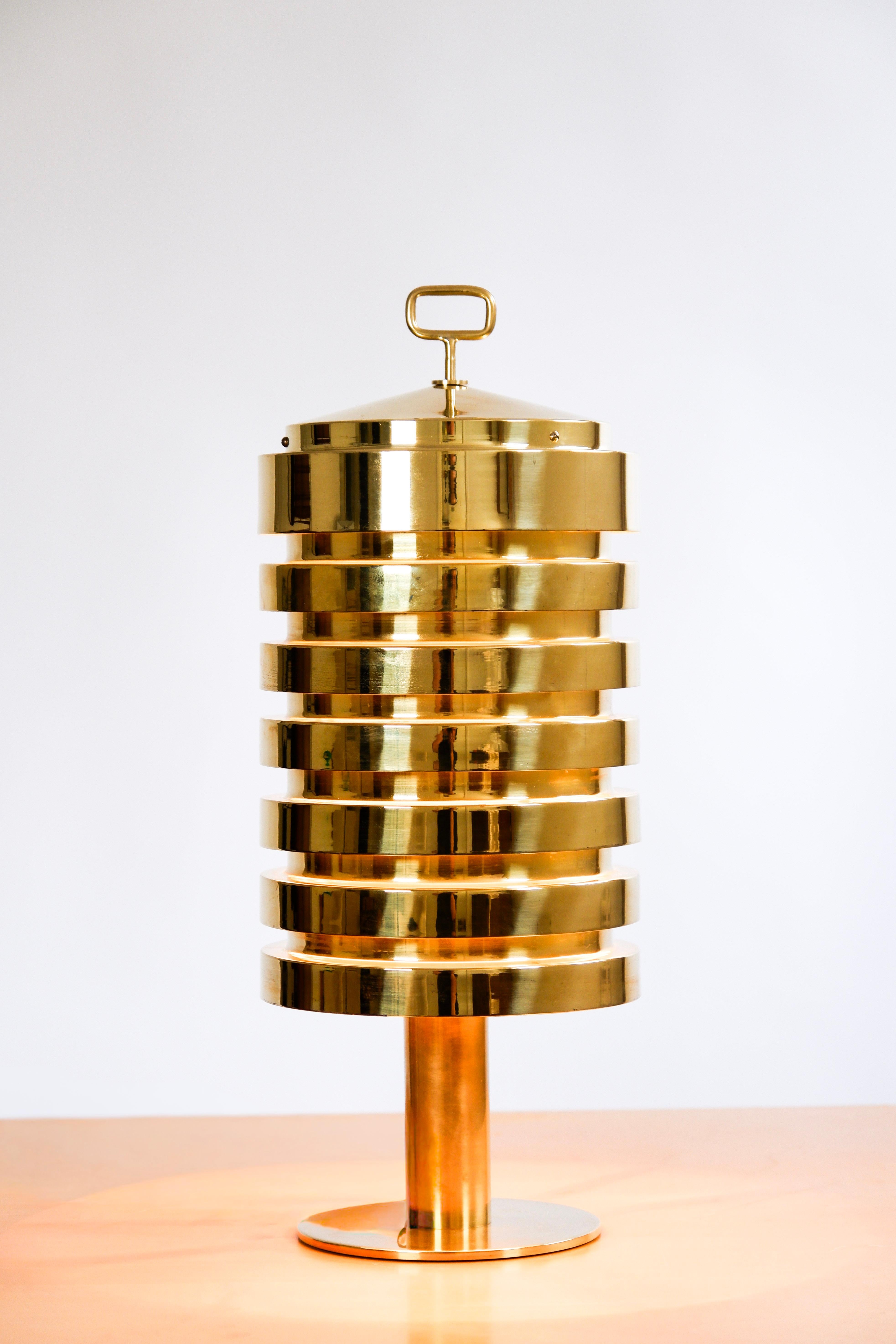 Scandinavo moderno Lampada da tavolo Hans-Agne Jakobsson modello B99 circa 1960 in vendita