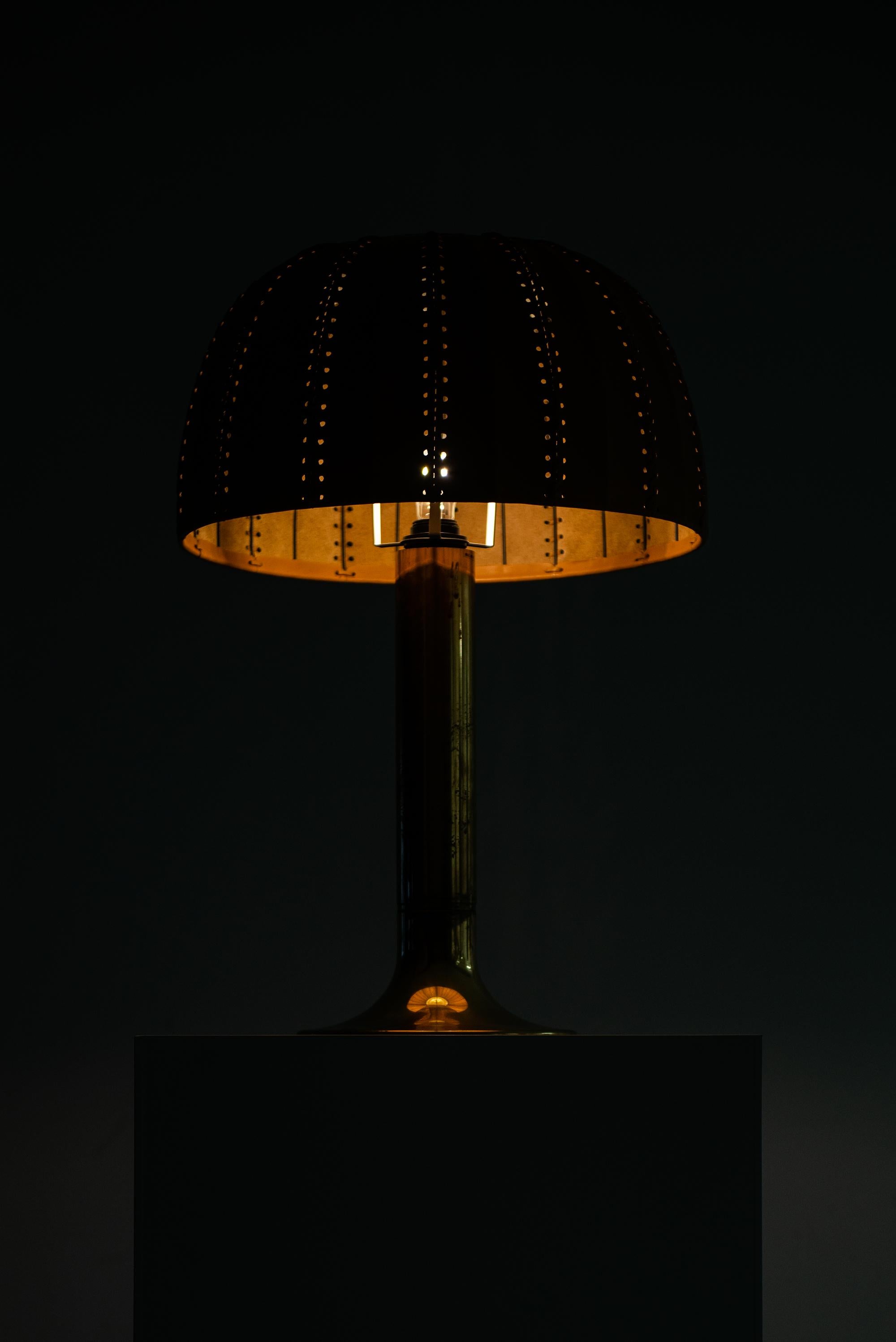 Hans-Agne Jakobsson Table Lamp Model Carolin by Hans-Agne Jakobsson AB in Sweden 4