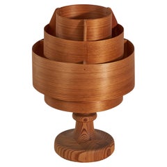 Hans-Agne Jakobsson, Tischlampe, Kiefernholz, geformter Kiefernholzfurnier, Schweden, 1970er Jahre