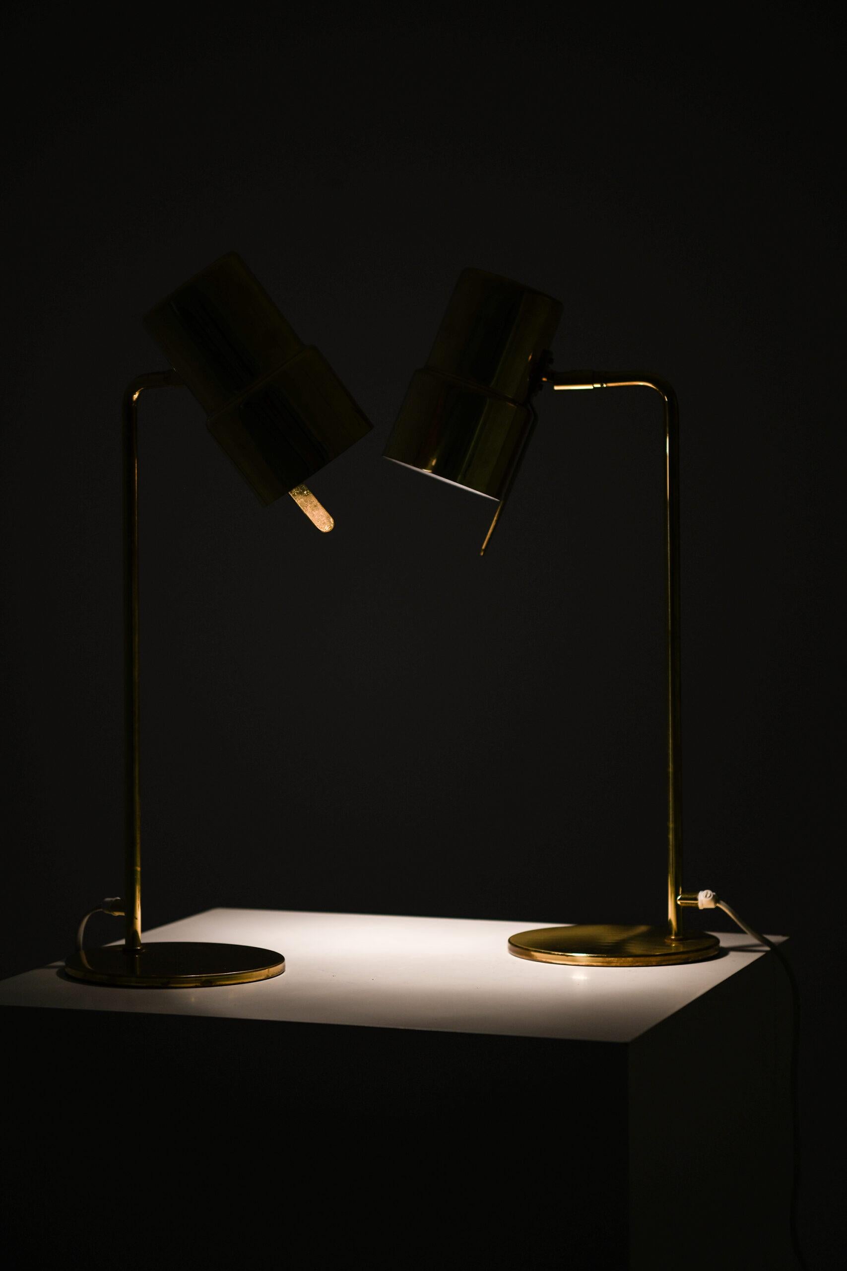 Lámparas de mesa Hans-Agne Jakobsson Modelo B-195 Producidas por Hans-Agne Jakobsson AB Latón en venta