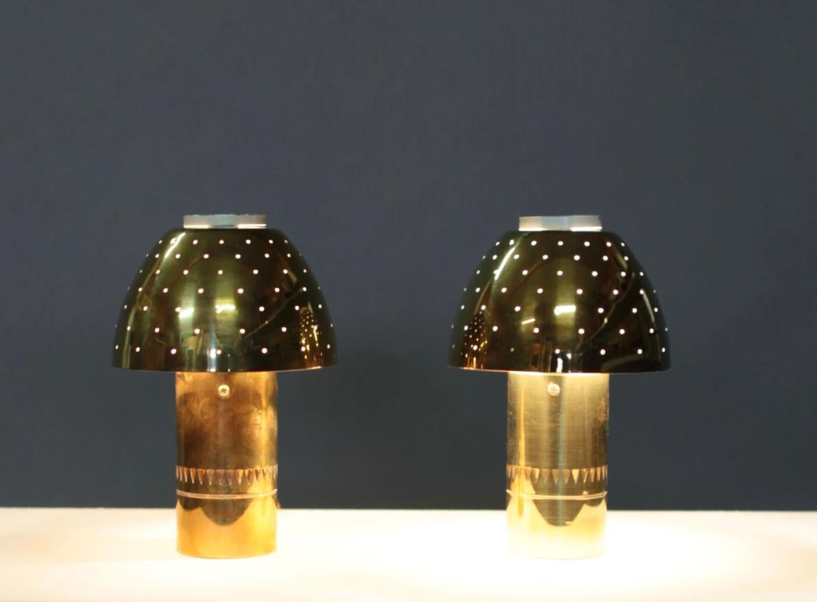 A set of 2 table lamps model B-221 designed by Hans-Agne Jakobsson.
Produced by Hans-Agne Jakobsson AB in Markaryd, Sweden in the 1960s.
Rewired.