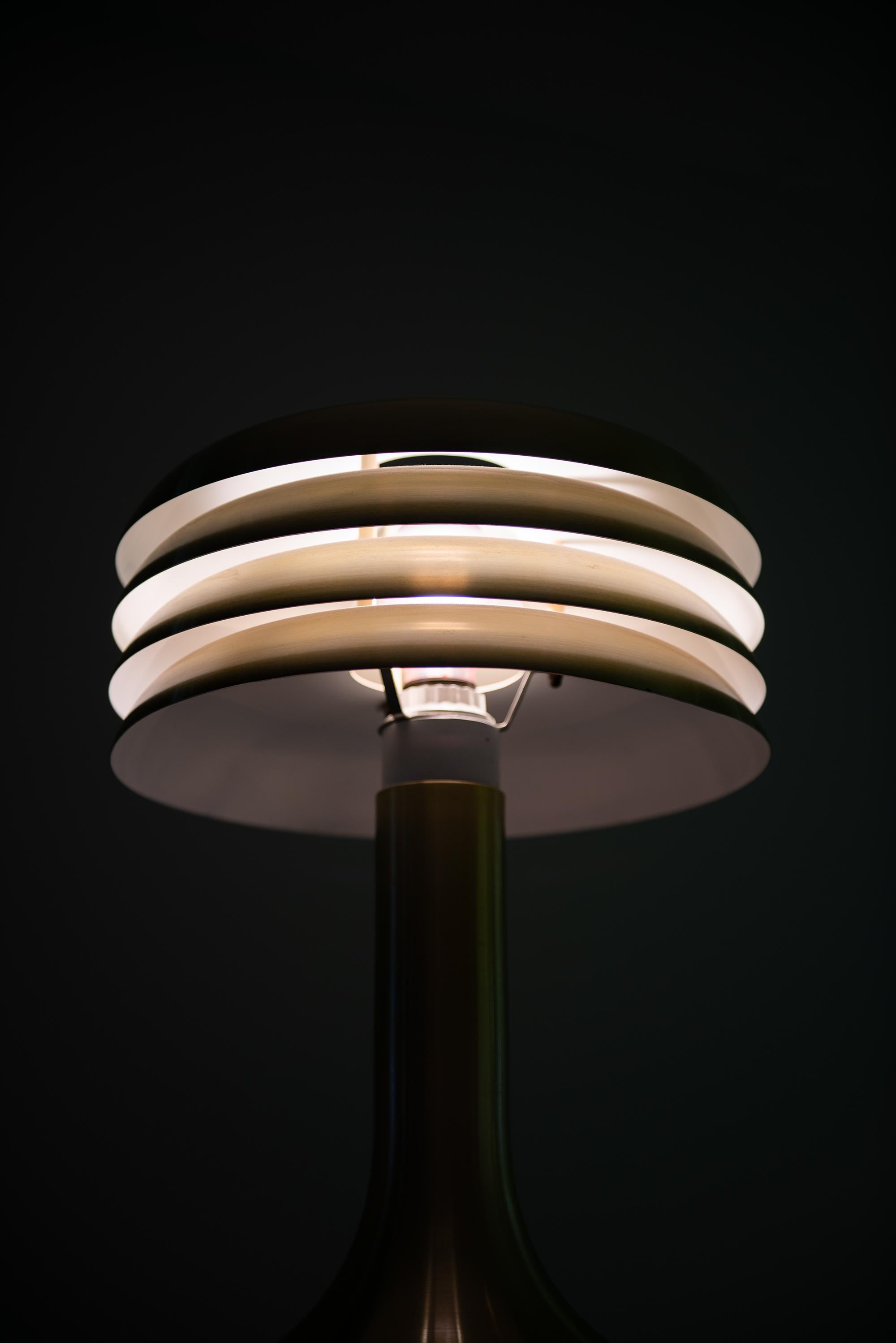 Hans-Agne Jakobsson Table Lamps Model BN-26 by Hans-Agne Jakobsson AB in Sweden 1