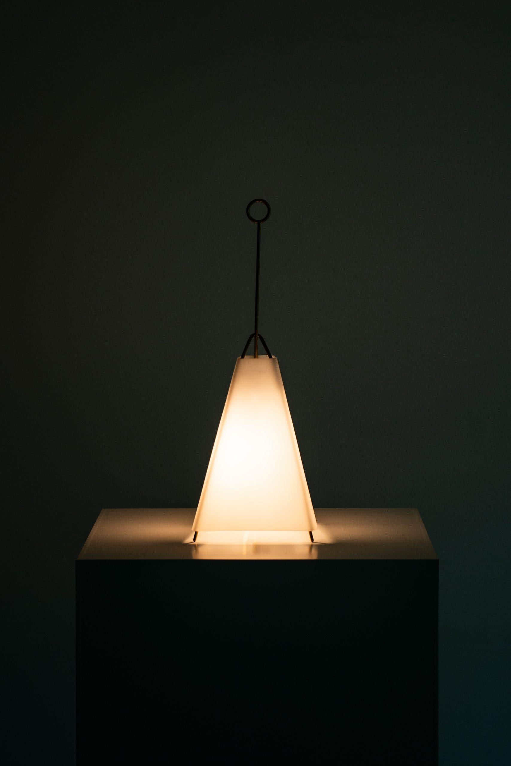 Swedish Hans-Agne Jakobsson Table / Wall Lamp Model B-52 by Hans-Agne Jakobsson AB For Sale