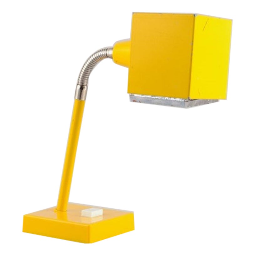 Hans-Agne Jakobsson "Terning" per Elidus, lampada da tavolo gialla retrò. 1970s. in vendita