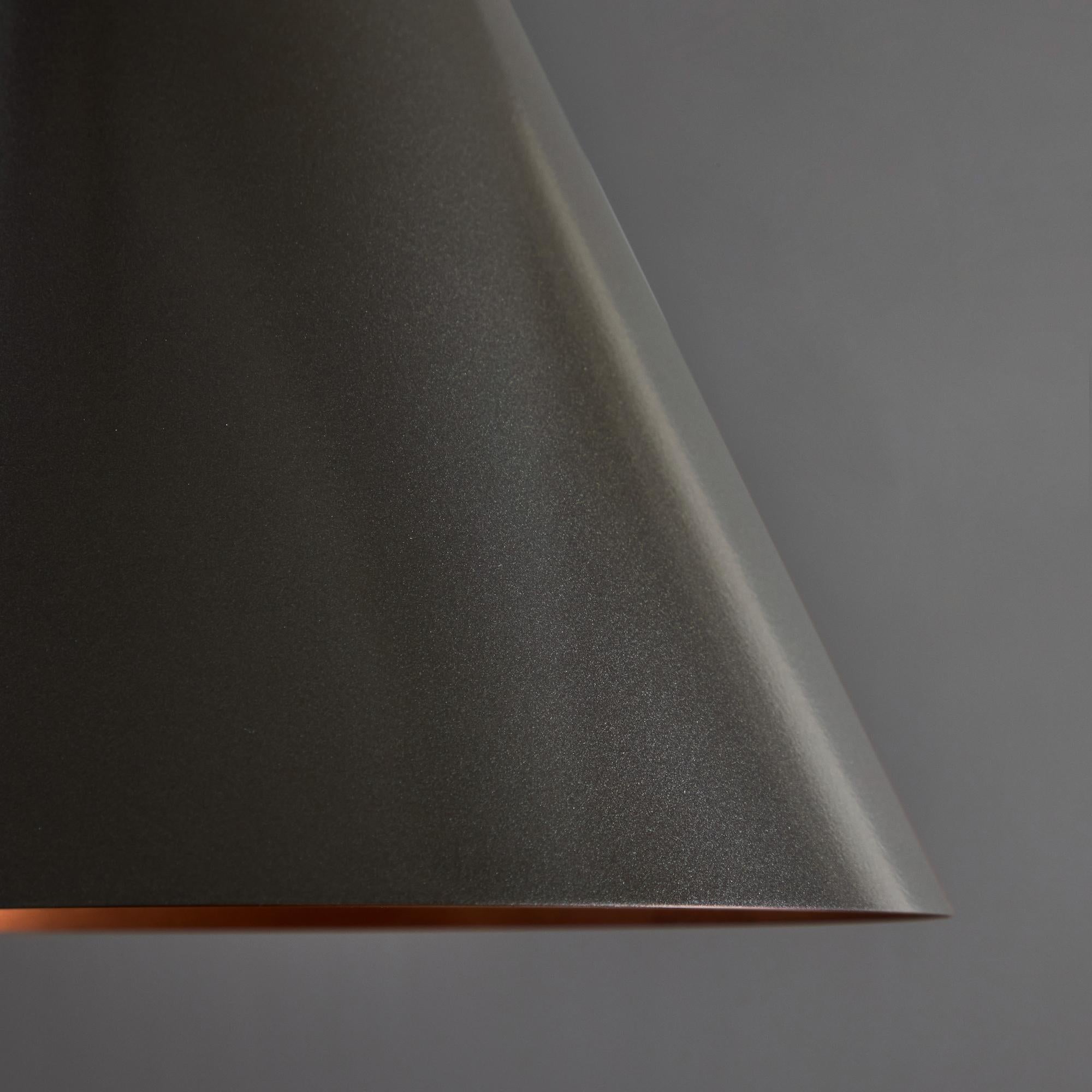 Scandinavo moderno Ciondolo per esterni 'Tratten' di Hans-Agne Jakobsson in bronzo in vendita