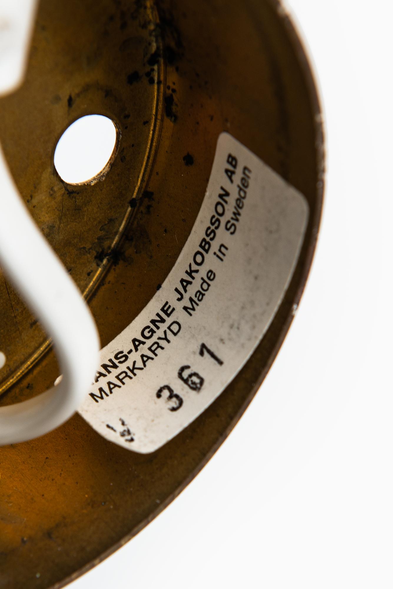 Laiton Lampe murale Hans-Agne Jakobsson modèle V-361 en laiton en vente