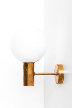 Hans-Agne Jakobsson Wall Lamps Model V-149 by Hans-Agne Jakobsson AB in Sweden