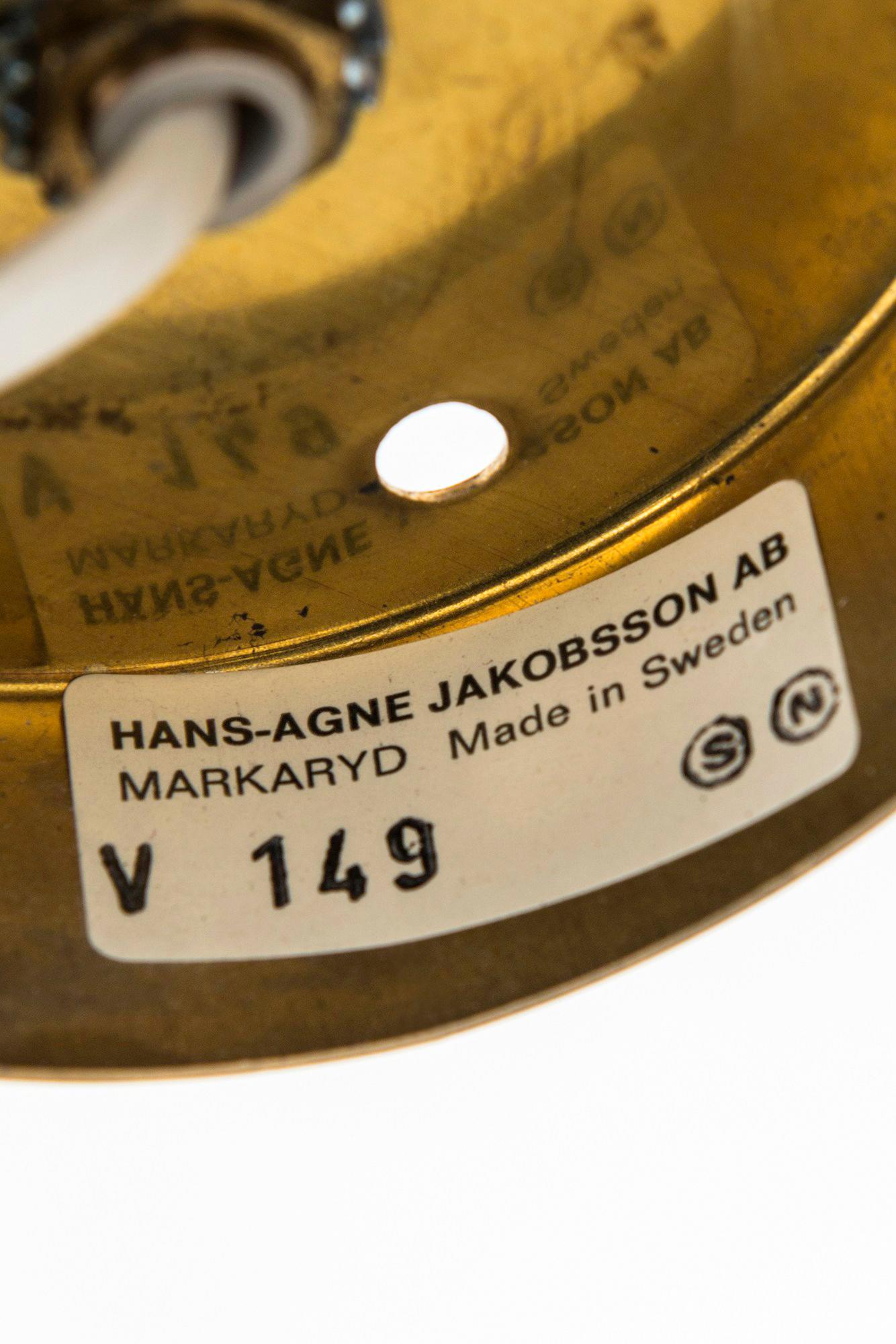 Hans-Agne Jakobsson Wall Lamps Model V-149 in Brass and Glass In Good Condition In Limhamn, Skåne län