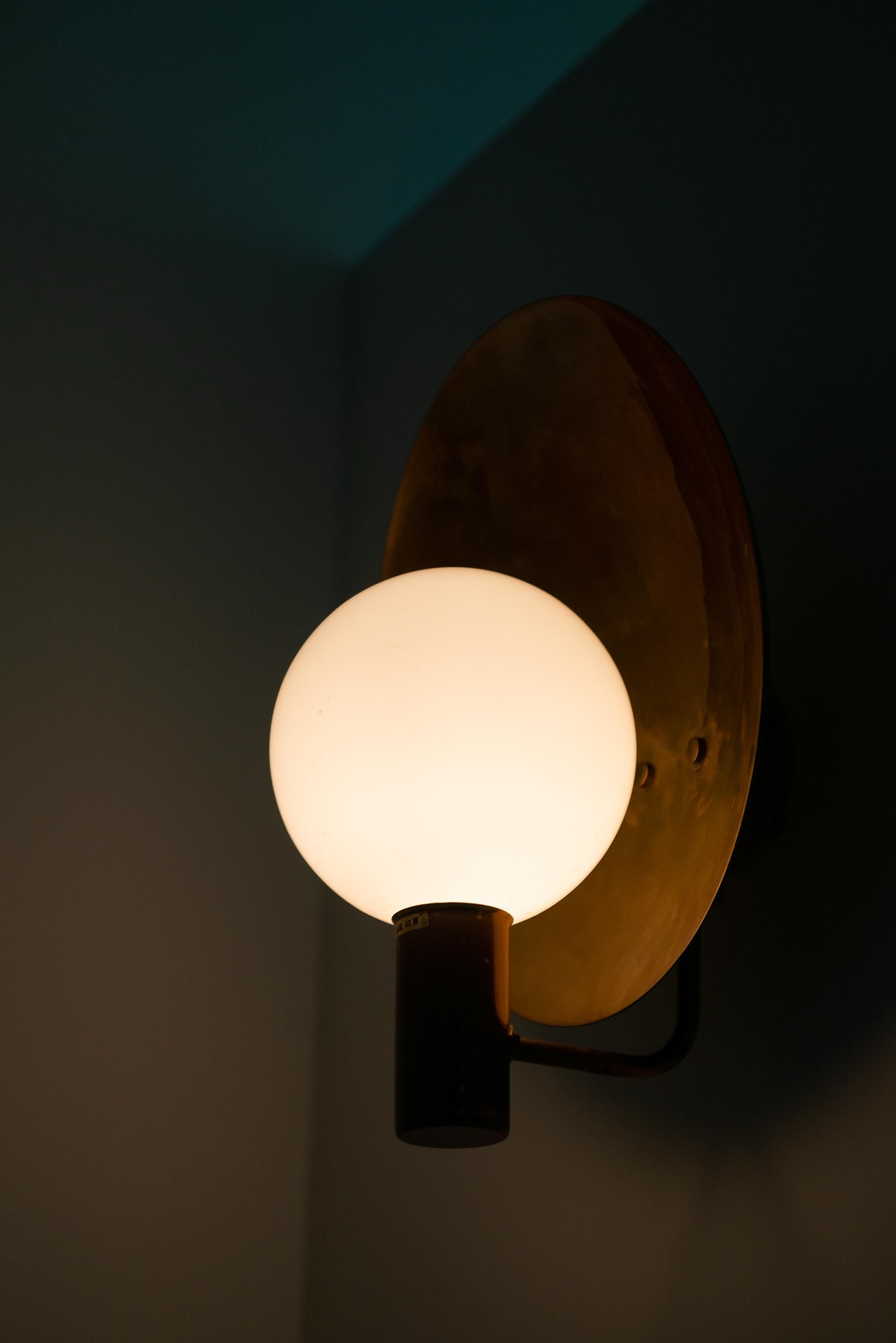 Mid-20th Century Hans-Agne Jakobsson Wall Lamps Model V-180 by Hans-Agne Jakobsson AB in Sweden