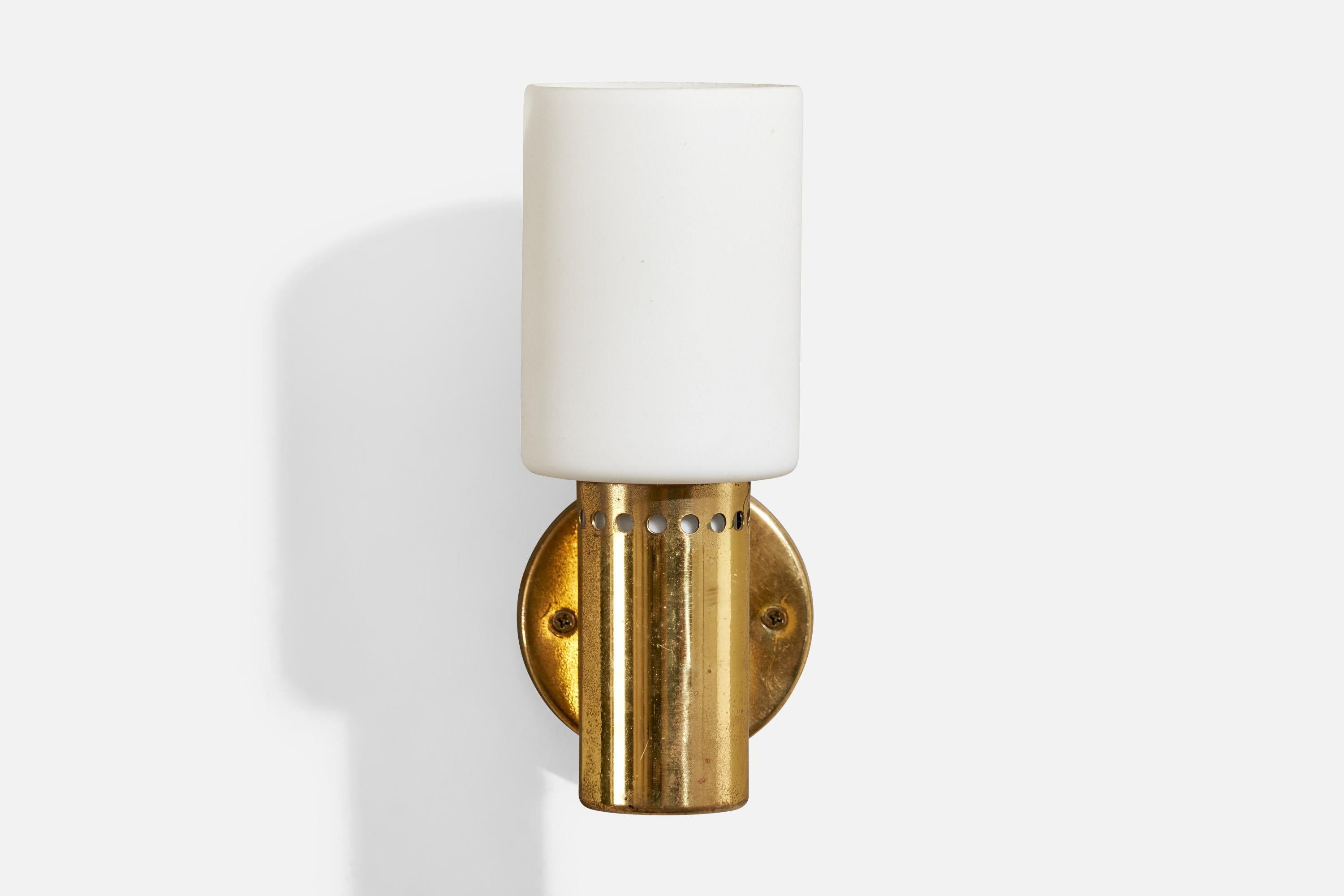 Scandinavian Modern Hans-Agne Jakobsson, Wall Light, Brass, Glass, Sweden, 1960s For Sale