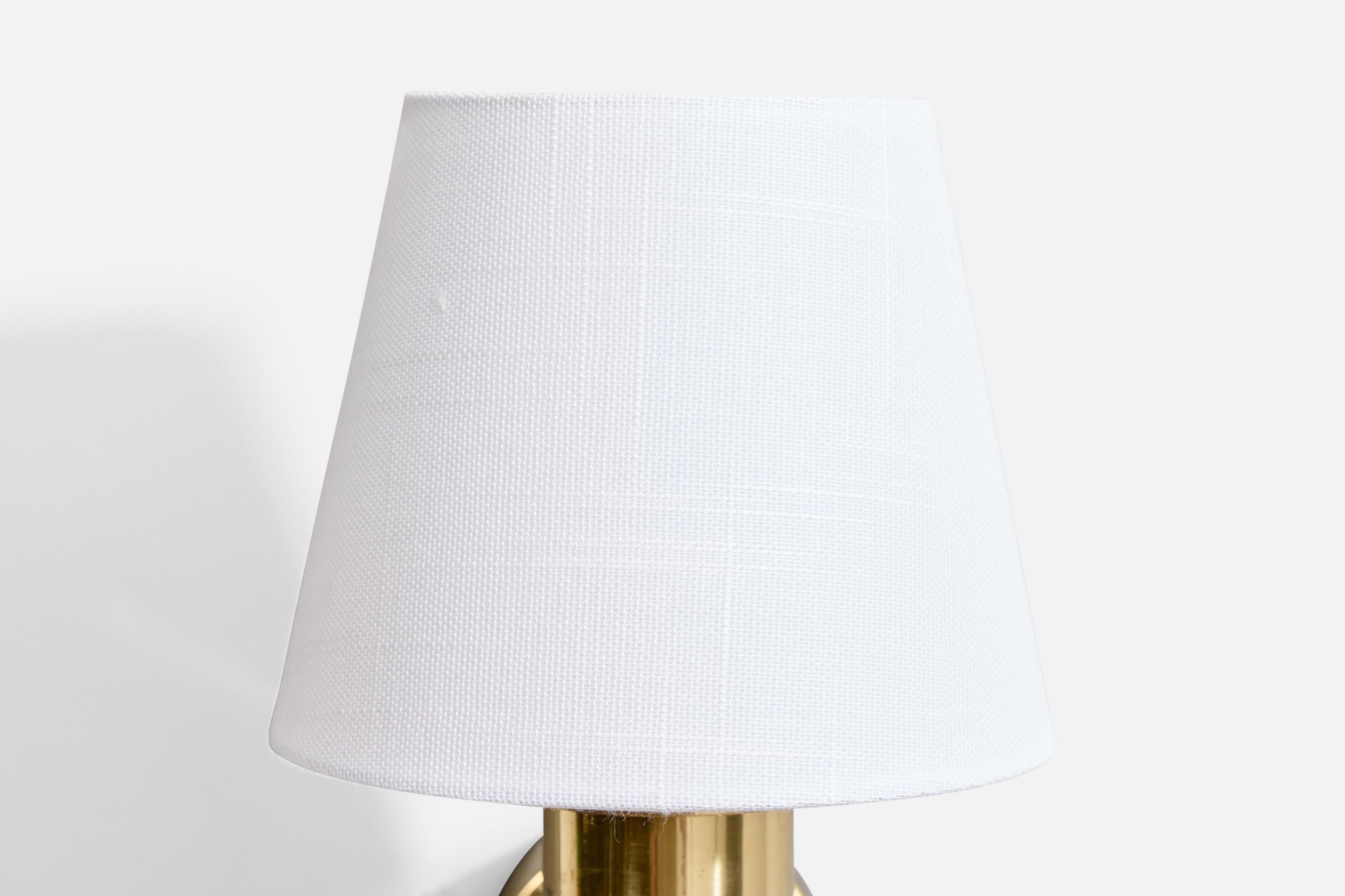 Hans-Agne Jakobsson, Wall Lights, Brass, Fabric, Sweden, 1960s en vente 2