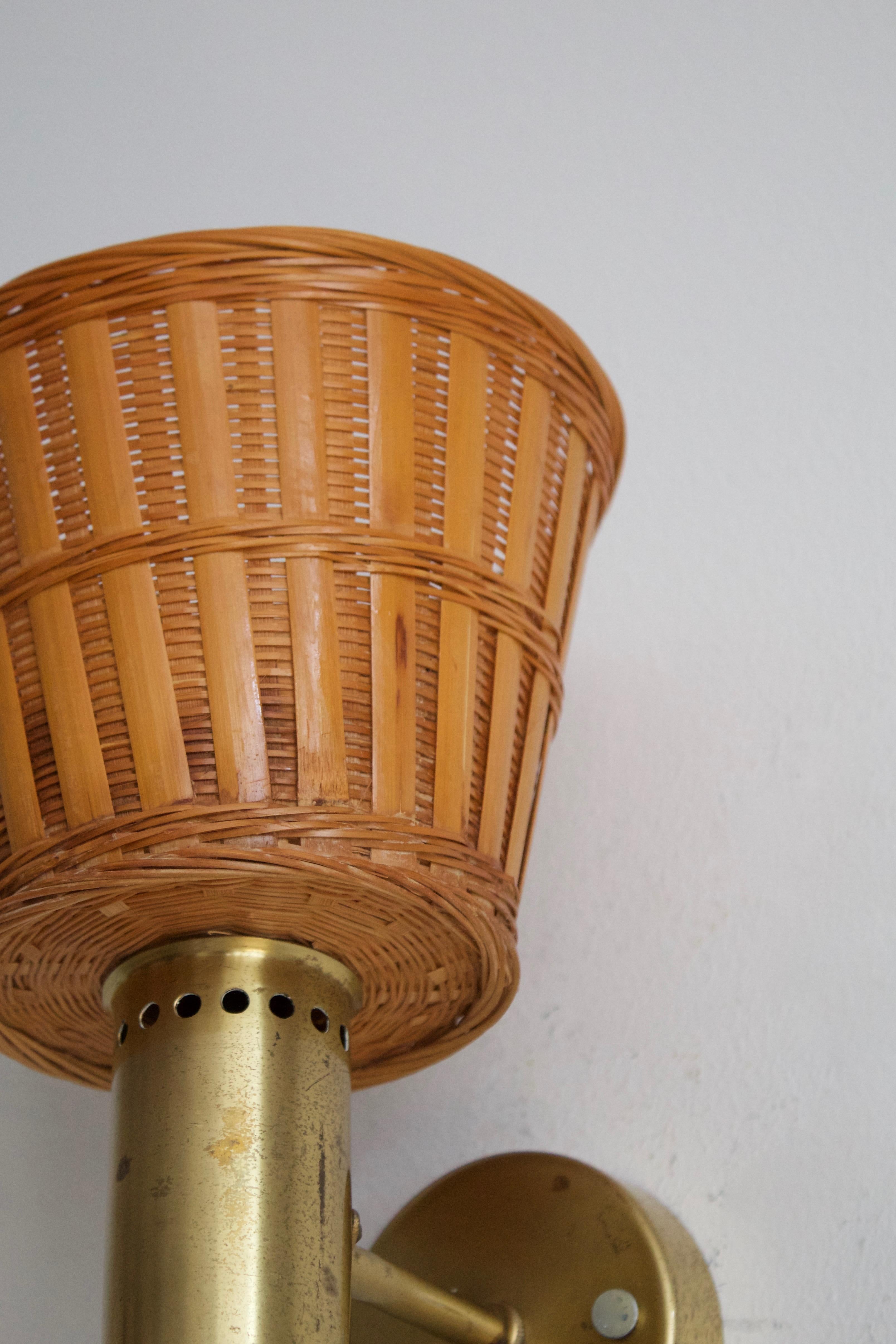 Hans-Agne Jakobsson, Wall Lights, Brass, Rattan, Sweden, c. 1960s In Good Condition In High Point, NC