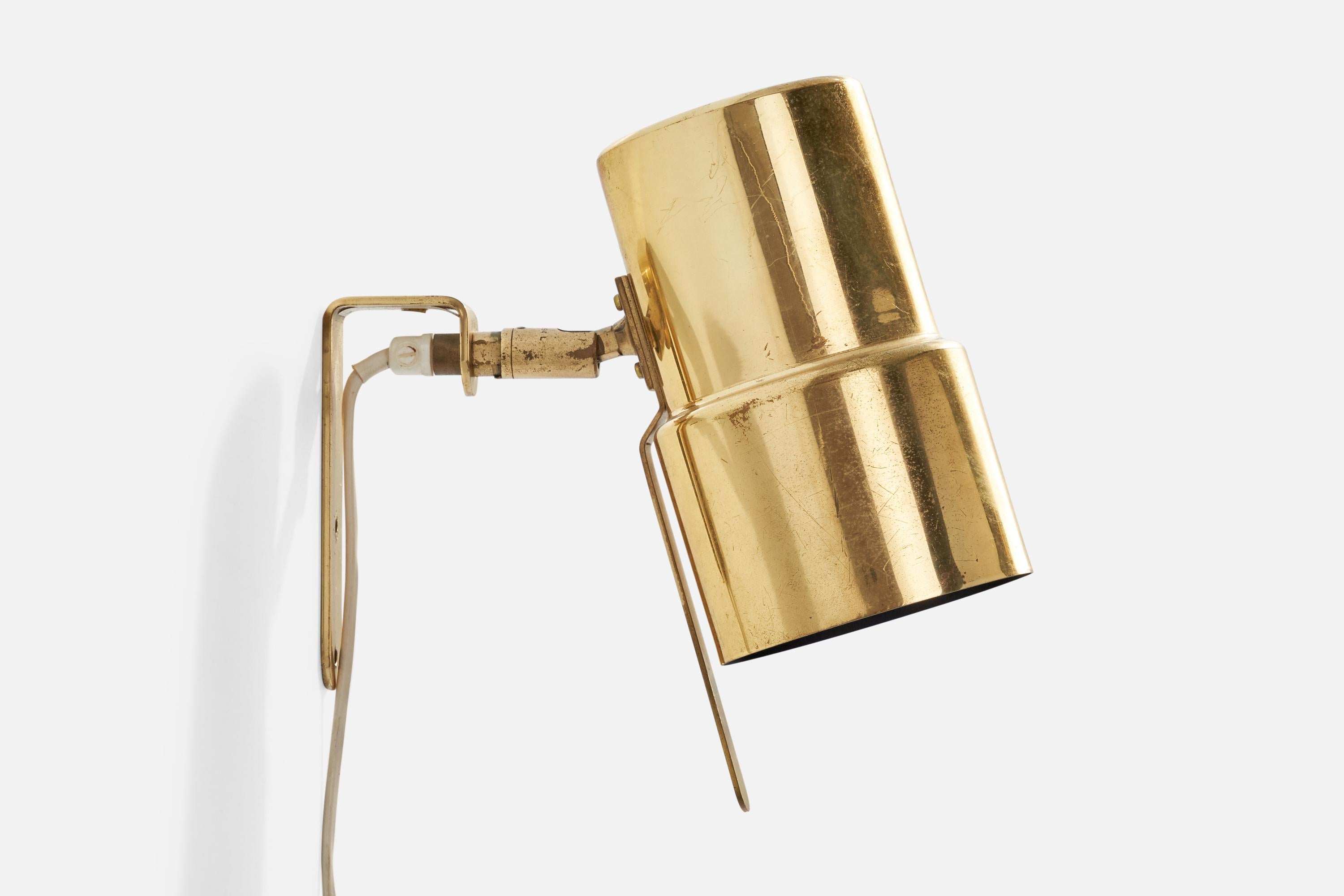 Metà XX secolo Hans-Agne Jakobsson, Wall Lights, Brass, Sweden, 1960s in vendita