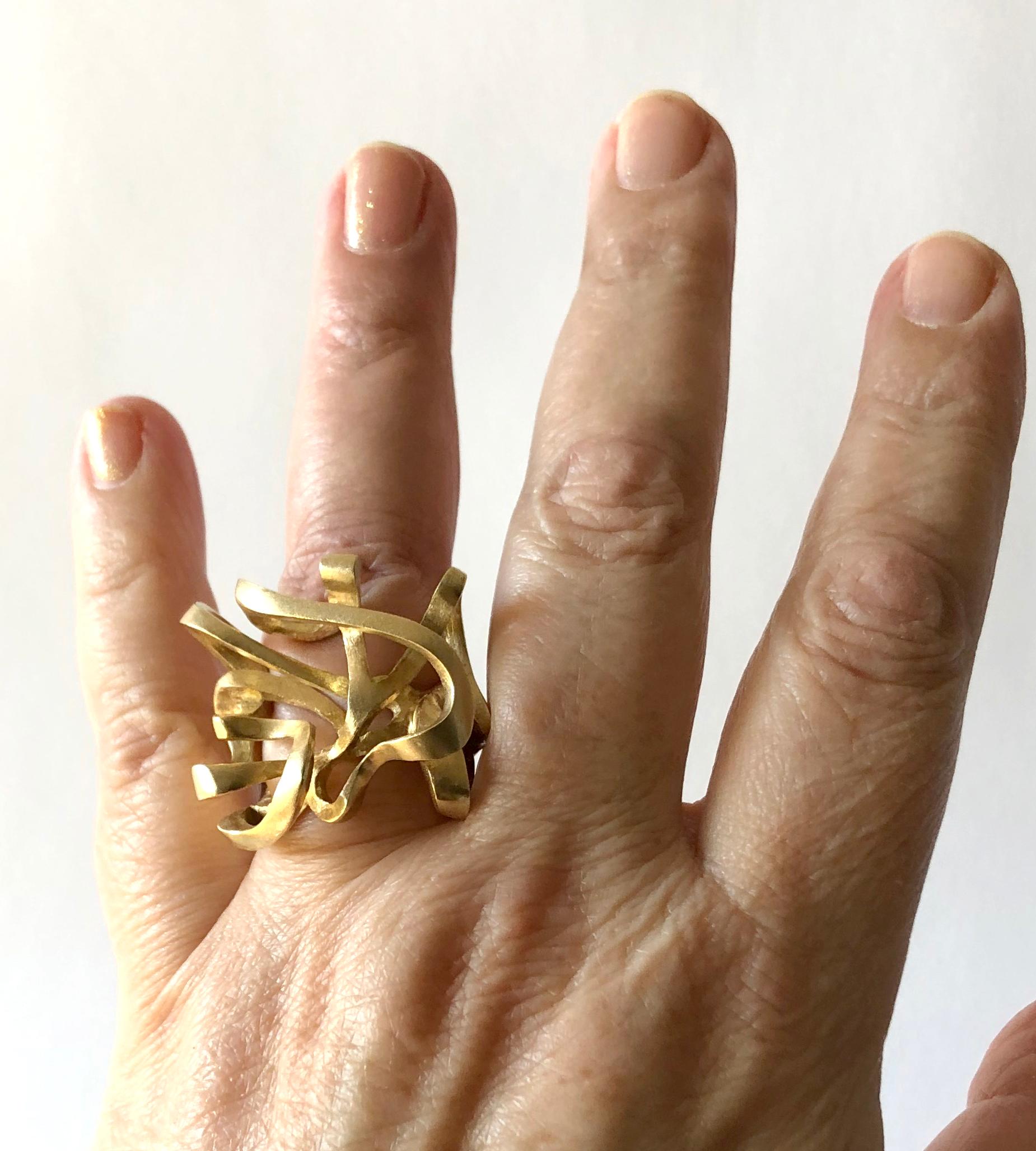 Hans Appenzeller 14 Karat Gold Dutch Postmodern Sculptural Ring In Good Condition In Palm Springs, CA