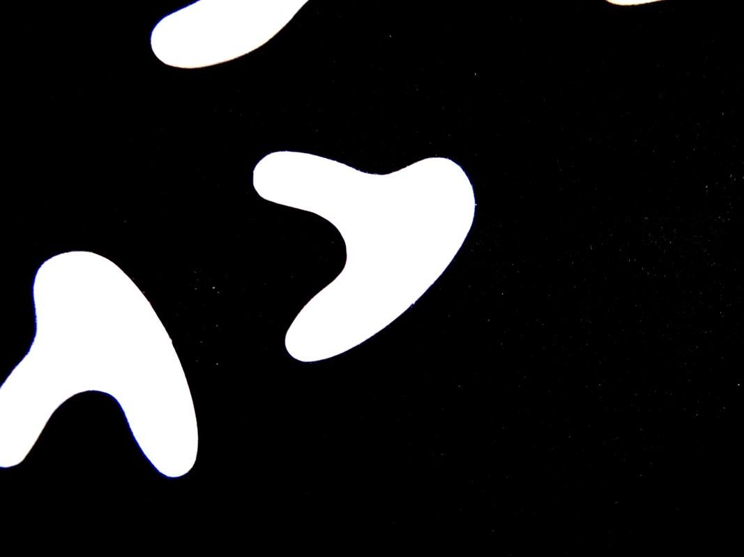 JEAN [HANS] ARP 1886-1966
Strasbourg, Frankreich 1886 - 1966 Basel, Schweiz (deutsch/französisch)

Titel: Variables Bild (3 x 7 = 21 Formen)  Variables Bild (3 x 7 = 21 Formen), 1964

Technik: Original Hand signiert und nummeriert Papier, Holz und