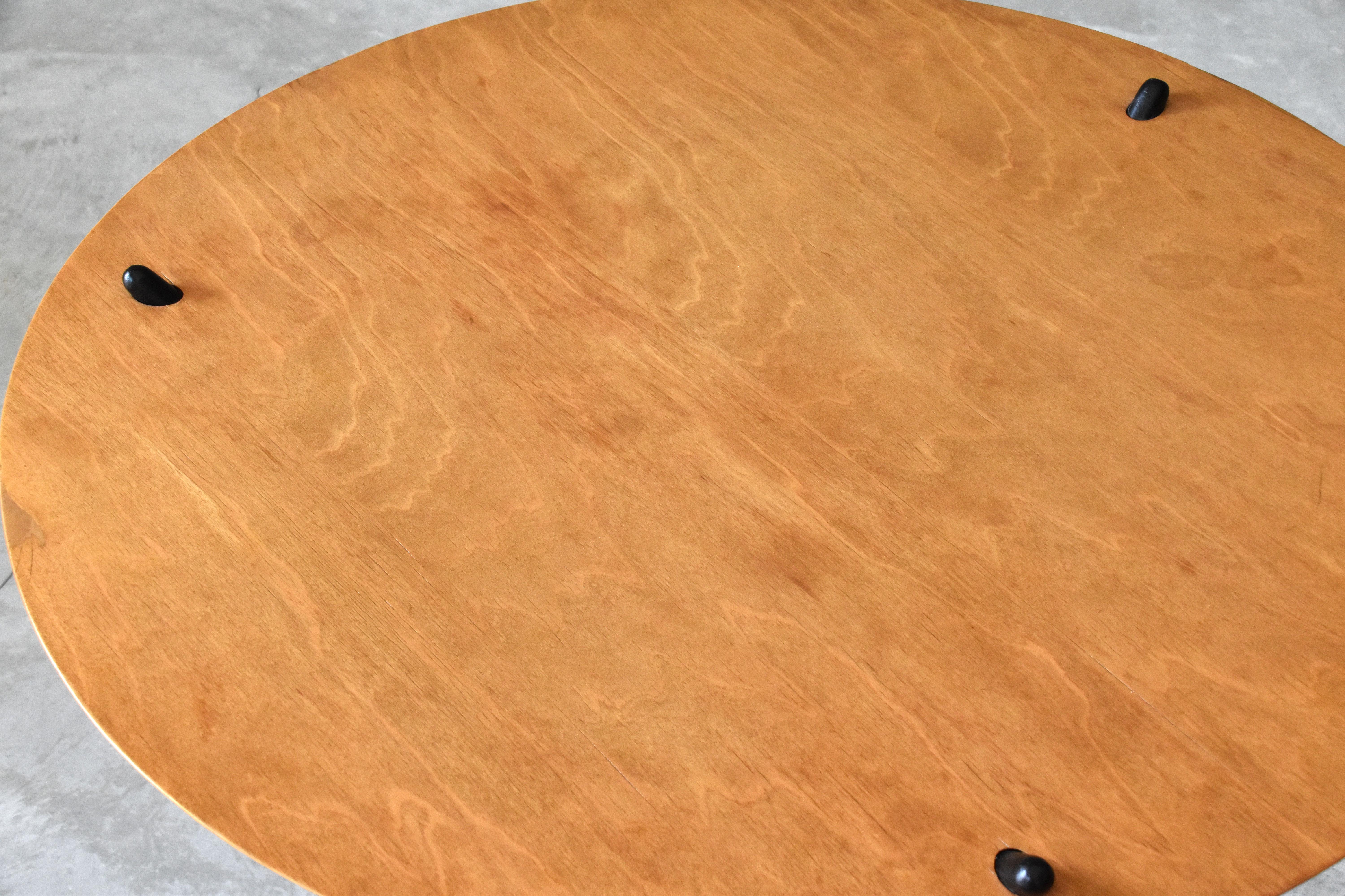 Hans Bellmann, Tripod Side Table, Maple, Black Painted Wood, Metal, Knoll, 1948 In Good Condition In High Point, NC