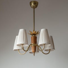 Lámpara de latón y madera Hans Bergström, circa 1950