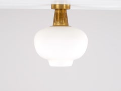 Lampada da soffitto in ottone e vetro di Hans Bergström, anni '50