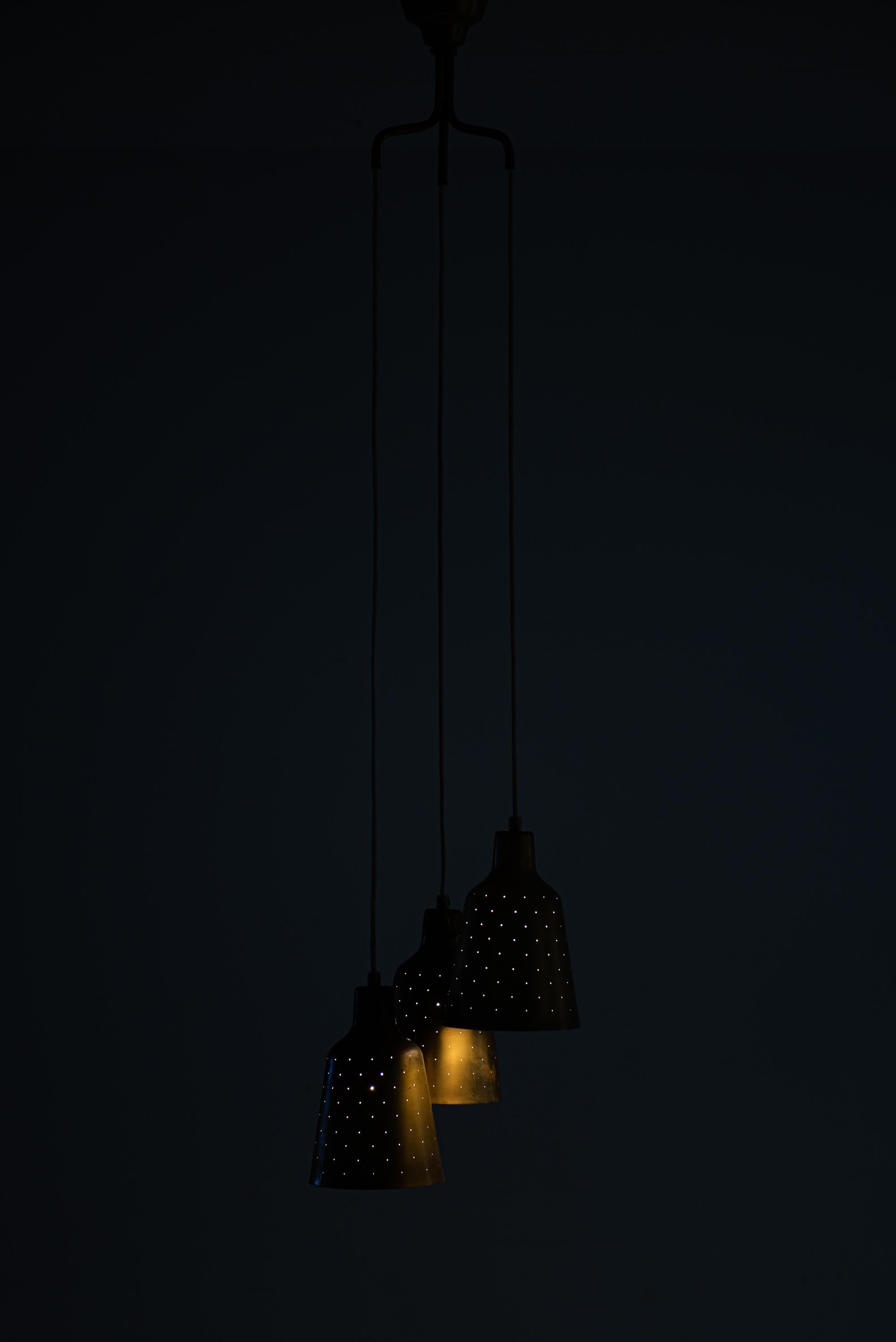 Hans Bergström Ceiling Lamp Produced by Ateljé Lyktan in Åhus, Sweden For Sale 1