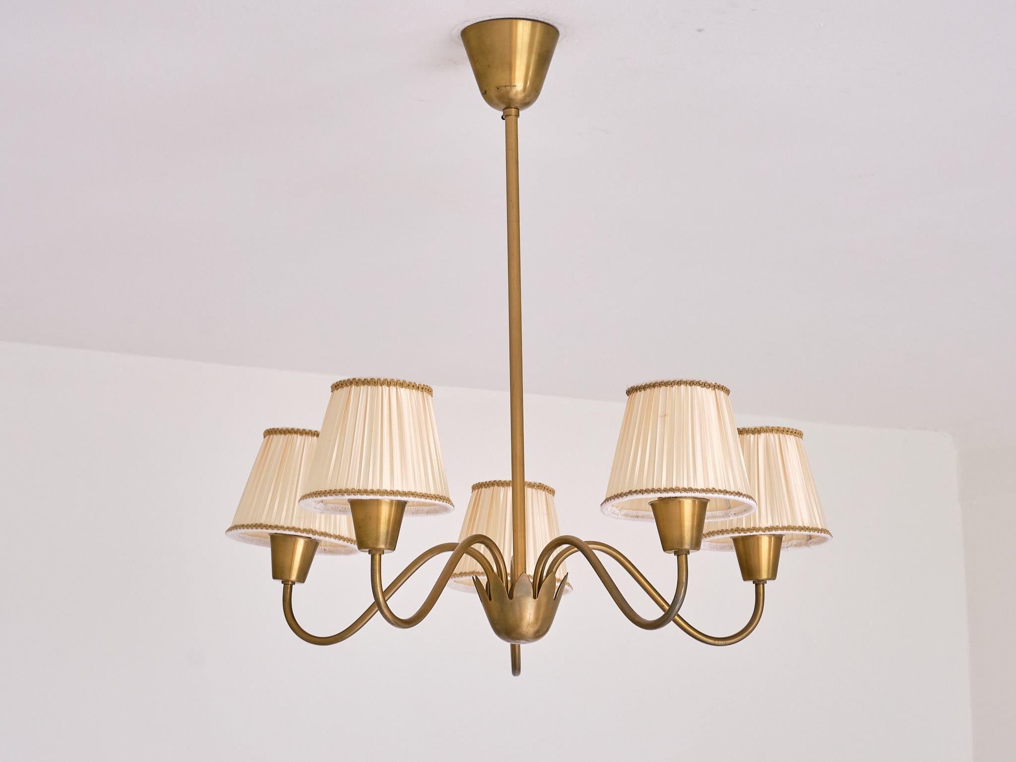Hans Bergström Five Arm Brass Chandelier with Pleated Shades, Sweden, 1950s 6