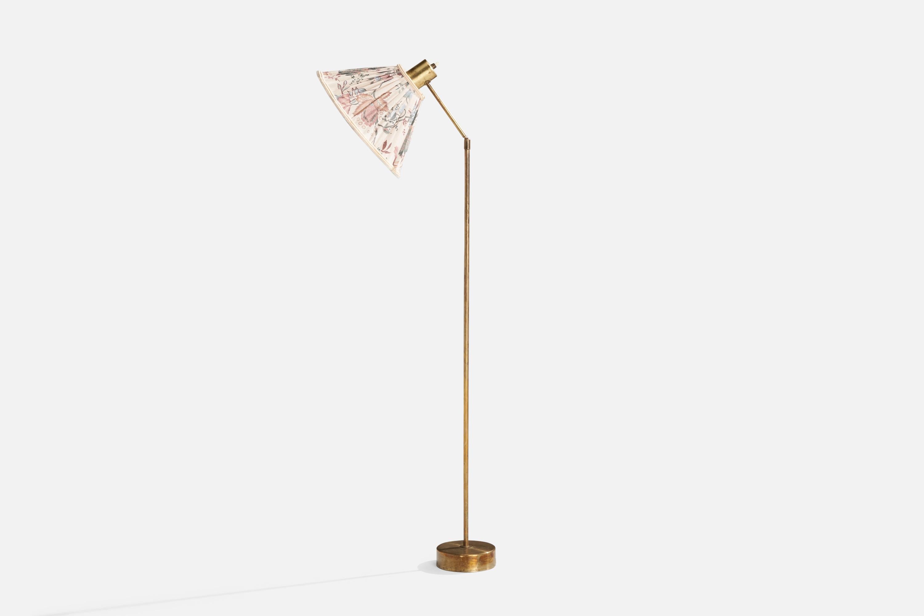 An adjustable brass and fabric floor lamp designed by Hans Bergström and produced by ASEA, Sweden, 1940s.

Dimensions variable.

Vintage fabric lampshade in fair condition. With stains present.
Overall Dimensions (inches): 43.375” H x 11.75” W x