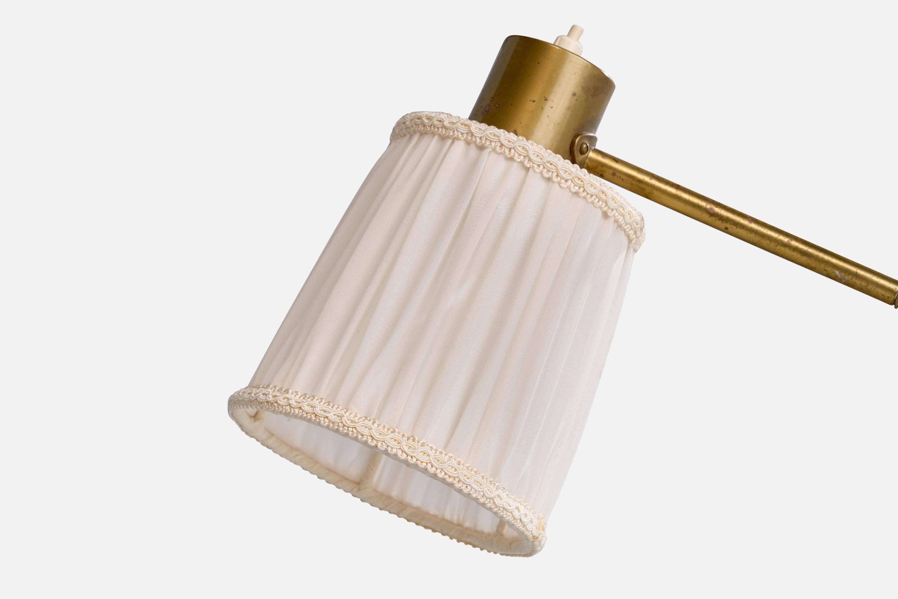 Suédois Hans Bergström, lampadaire, laiton, tissu, Suède, années 1940 en vente