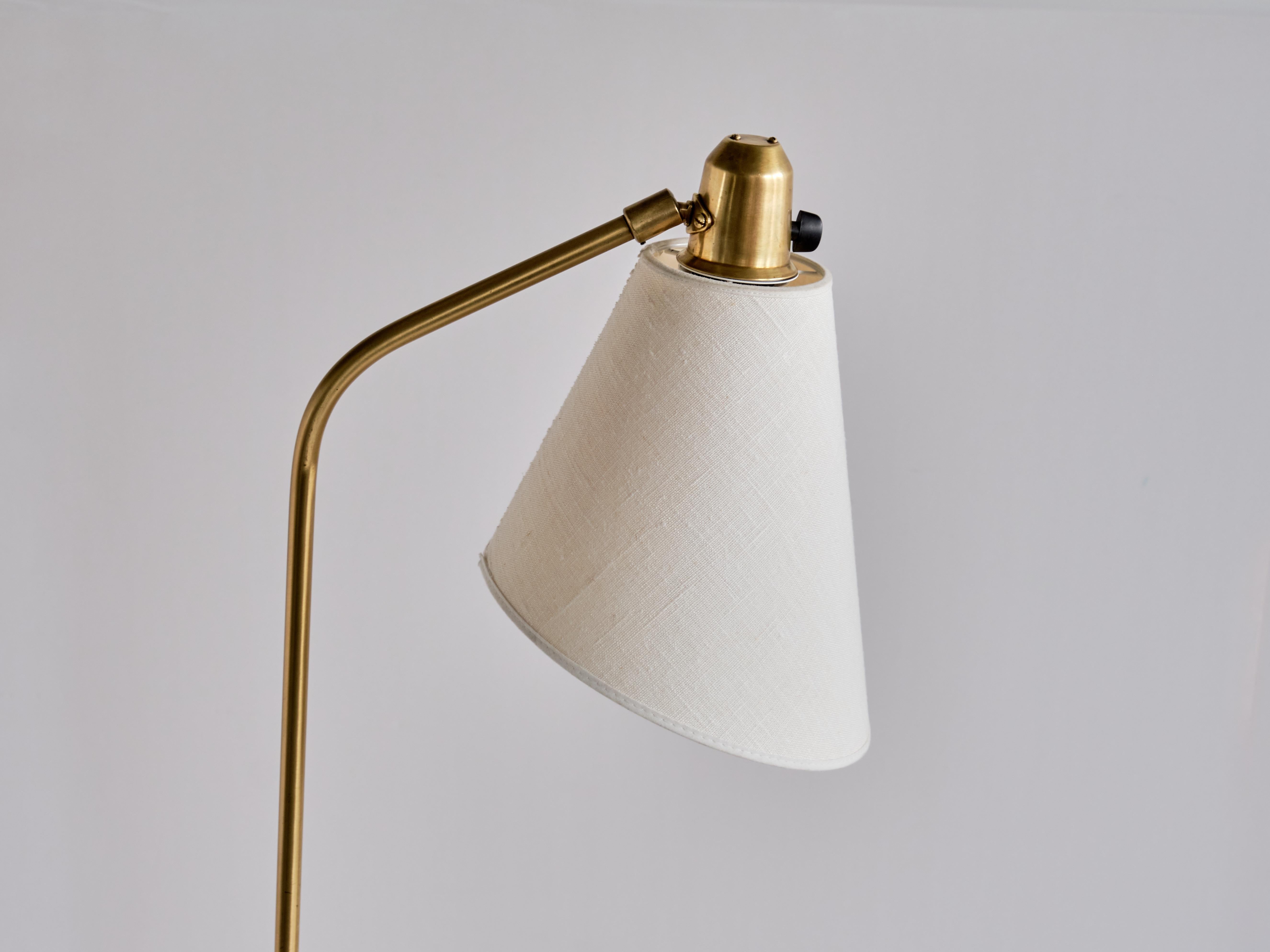 Mid-20th Century Hans Bergström Floor Lamp in Teak and Brass, ASEA, Sweden, 1950s For Sale