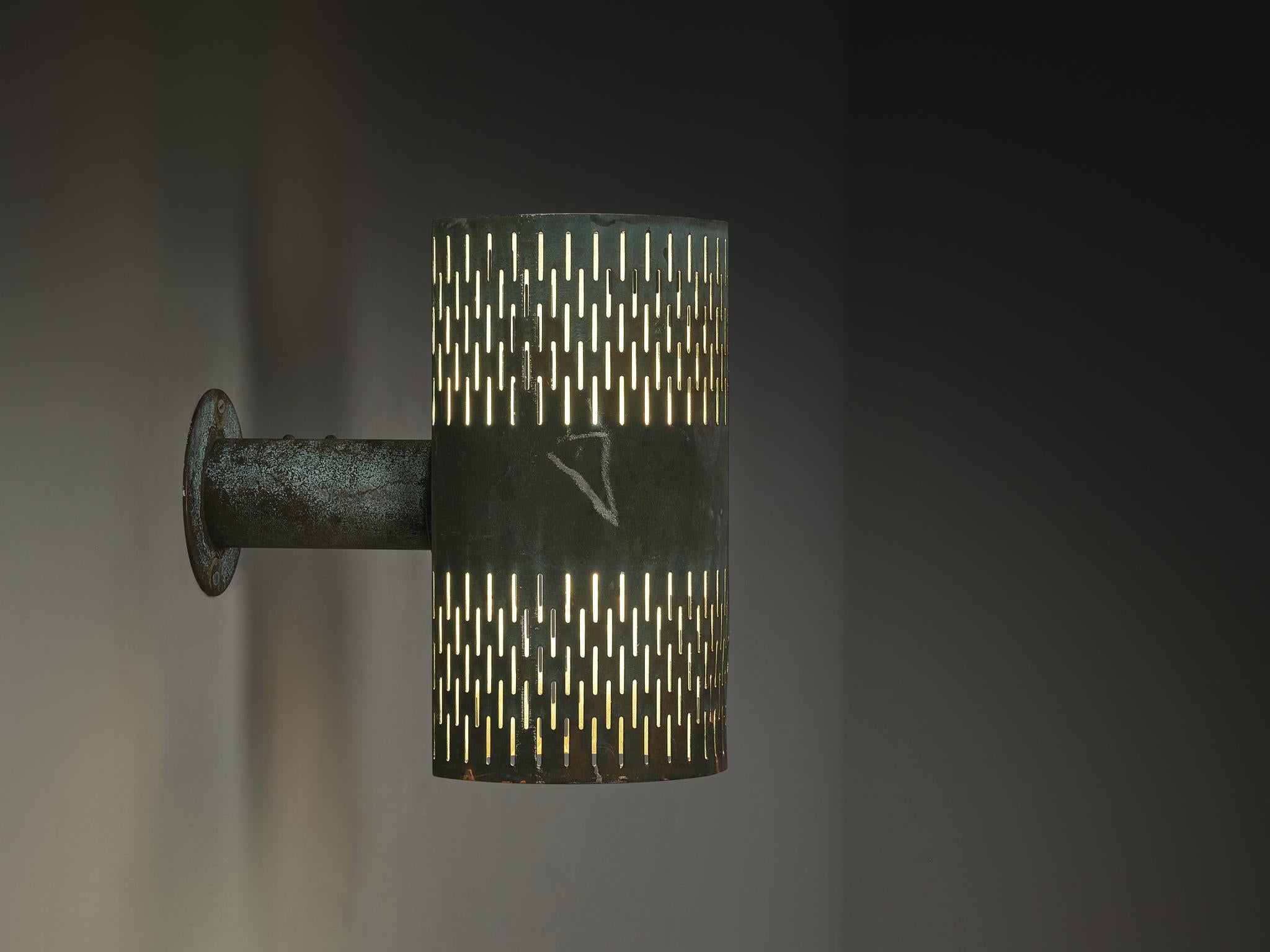 Mid-20th Century Hans Bergström for Ateljé Lyktan Wall Light in Patinated Copper For Sale