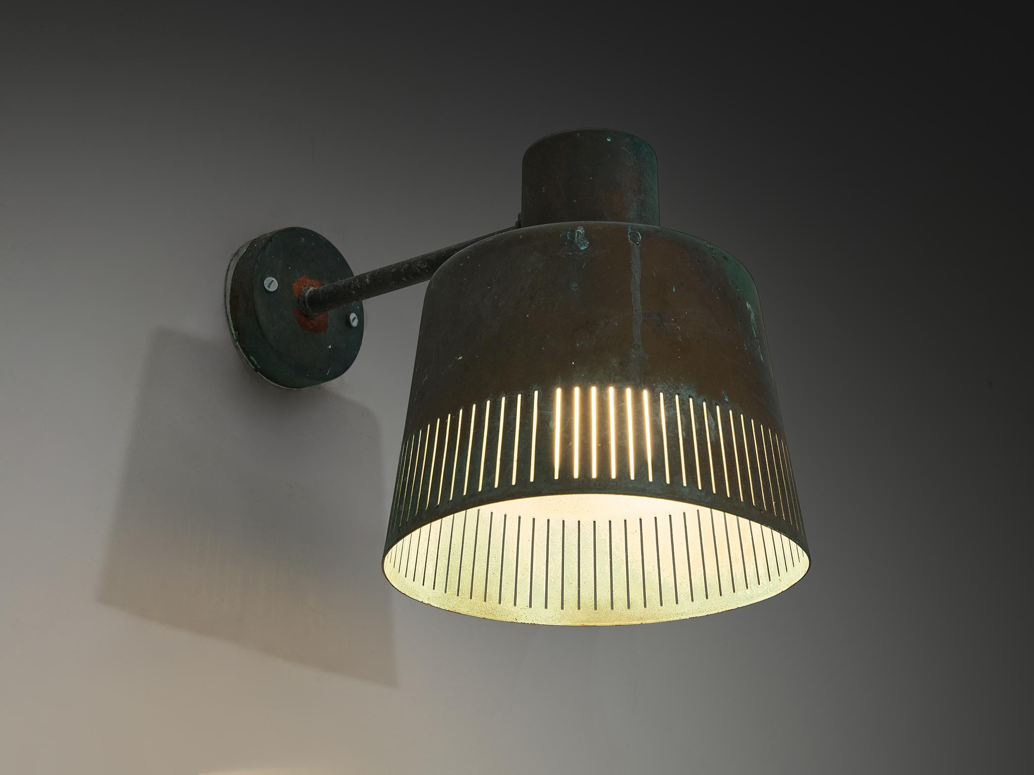 Mid-20th Century Hans Bergström for Ateljé Lyktan Wall Light in Patinated Copper For Sale