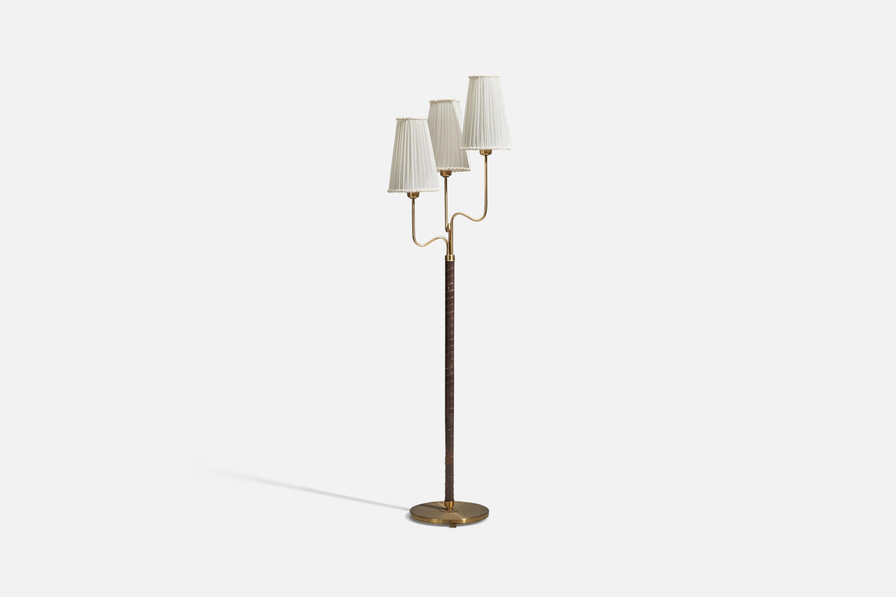 A rare floor lamp with 3 organic arms, designed by Hans Bergström & Produced by ASEA in 1946. 

Sold with Lampshades. Dimensions stated are of Floor Lamp with Lampshades. 

Sockets take standard E-26 medium base bulbs. 

There is no maximum wattage