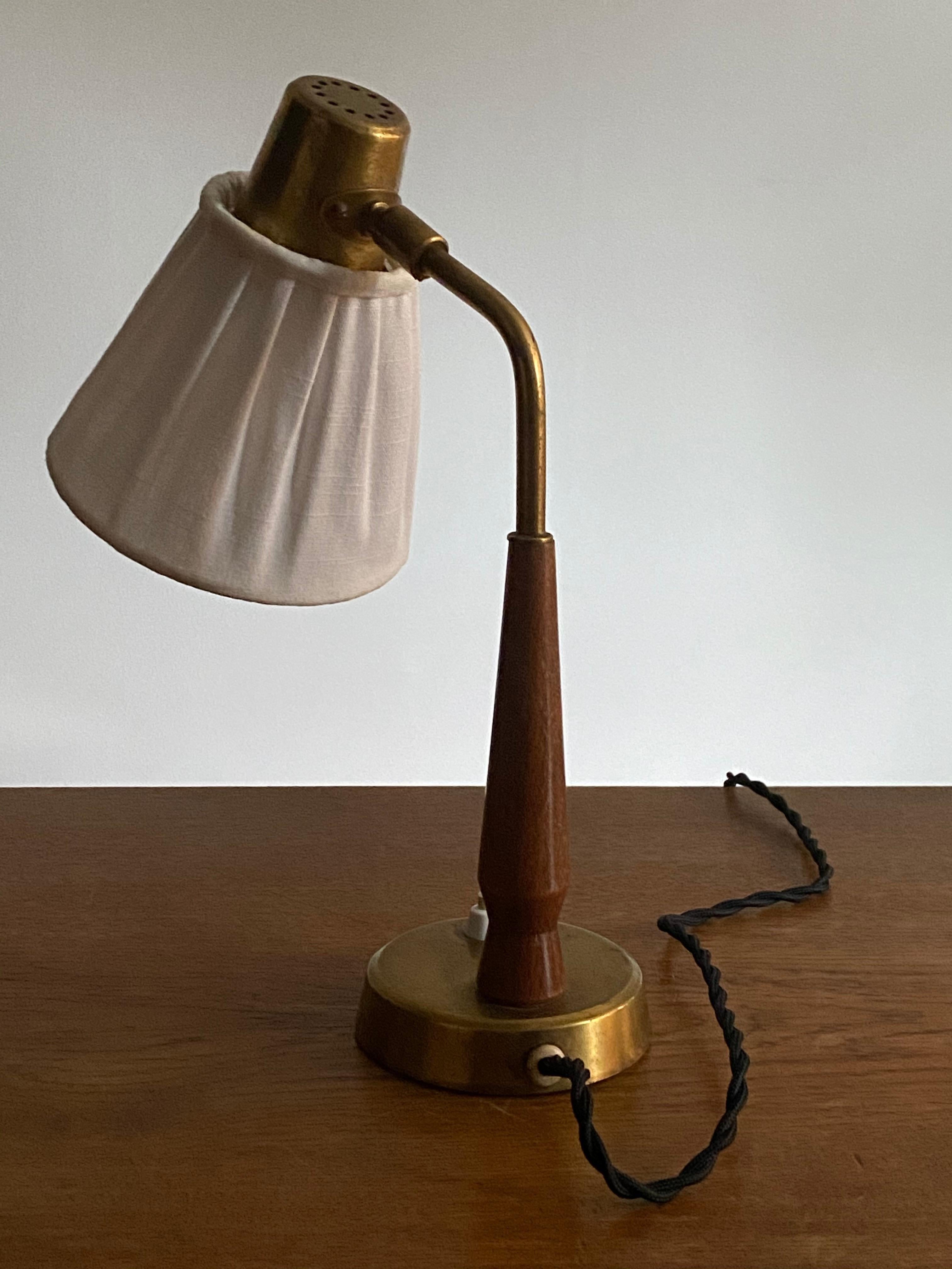 Mid-Century Modern Hans Bergström, Small Table Lamp Wood Brass, Fabric, Ateljé Lyktan, Sweden 1940s