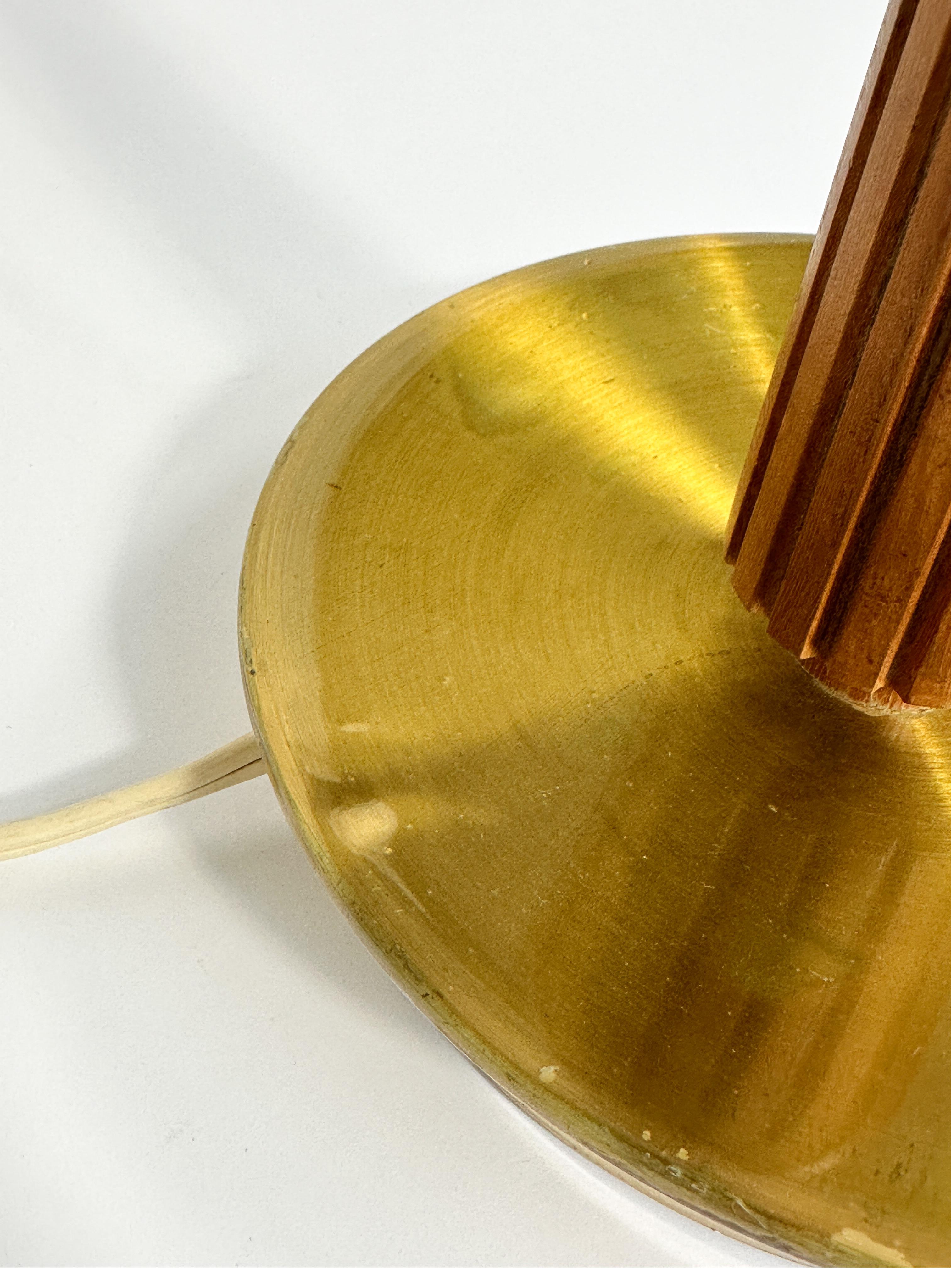 Lampe de table Hans Bergström Brass & Teak ASEA Suède années 1950 en vente 4