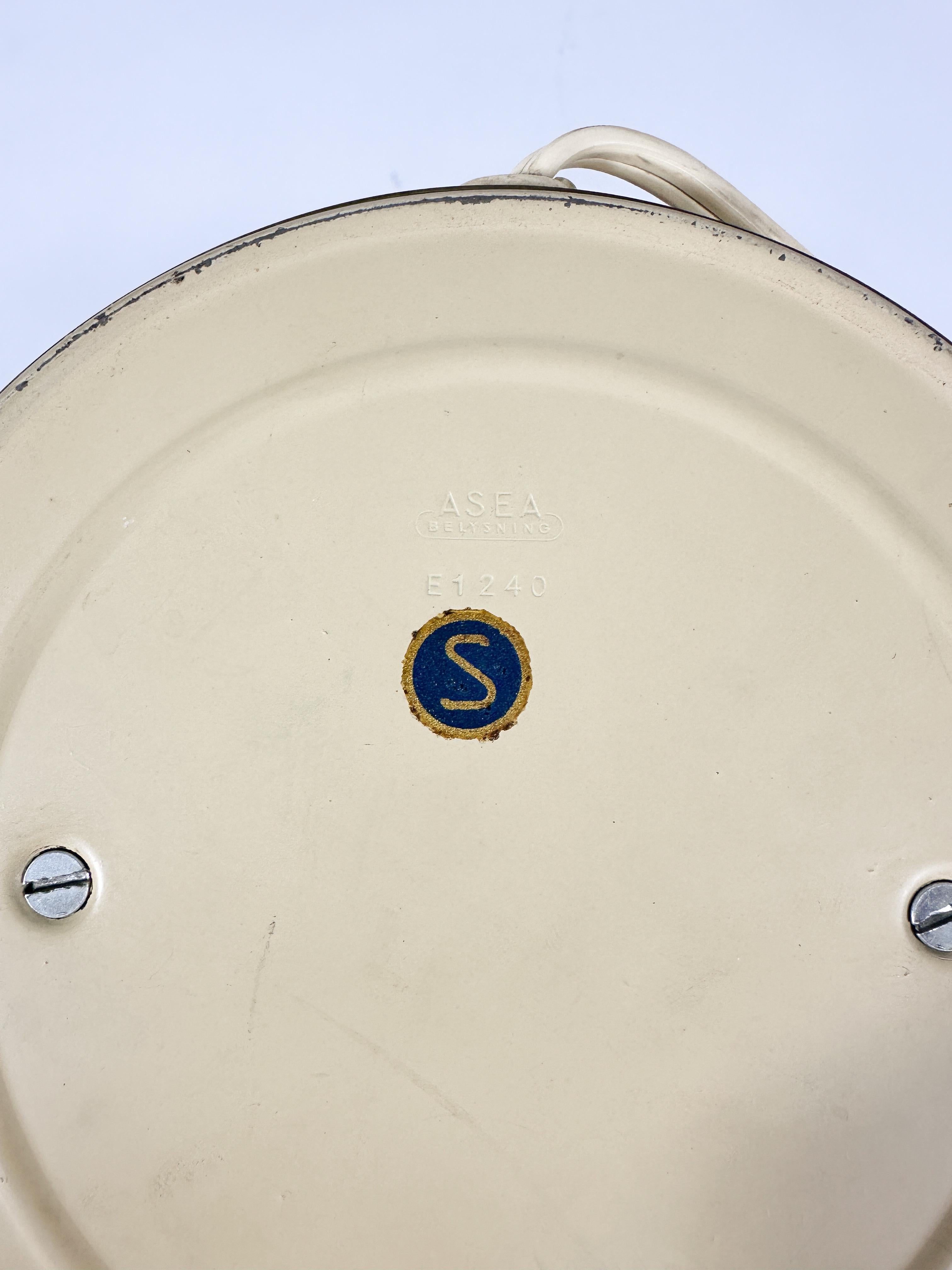 Lampe de table Hans Bergström Brass & Teak ASEA Suède années 1950 en vente 5