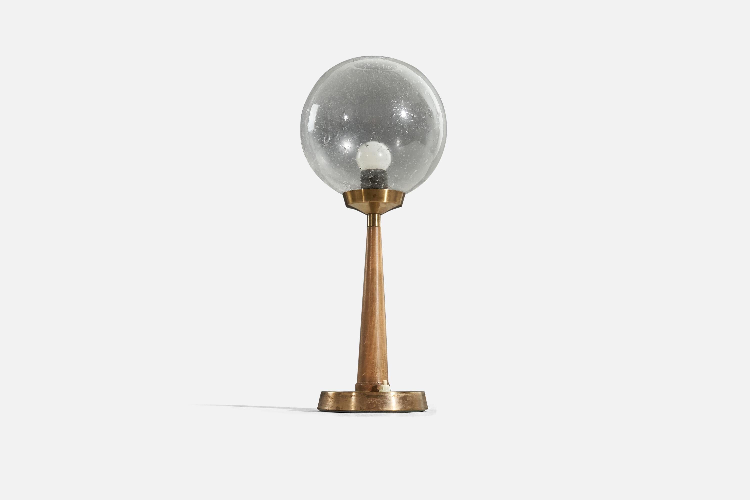 Hans Bergström, Table Lamp, Brass, Wood, Glass, Sweden, 1950s In Good Condition For Sale In High Point, NC