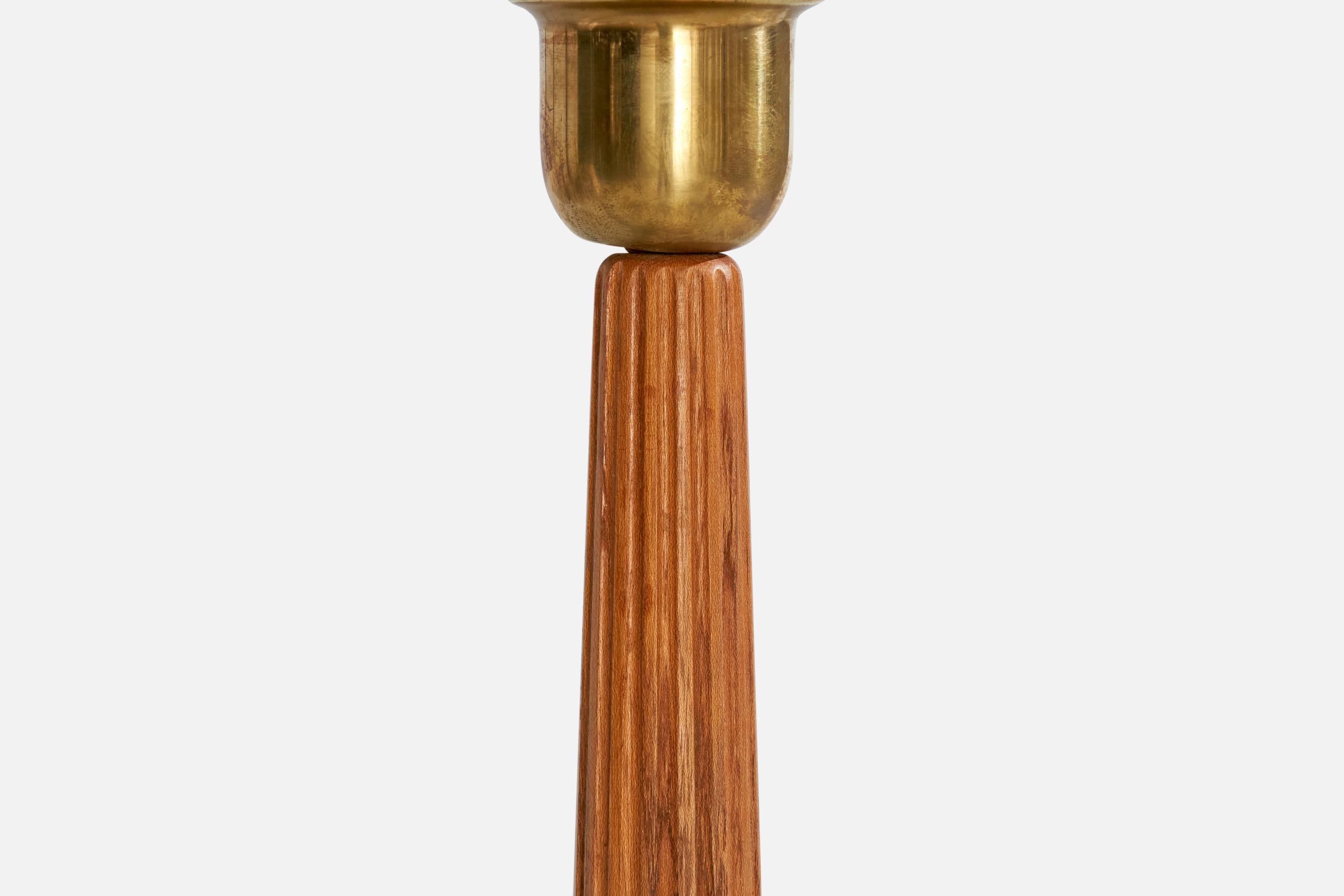 Suédois Hans Bergström, lampe de table, Oak, Brass, Suède, années 1950 en vente