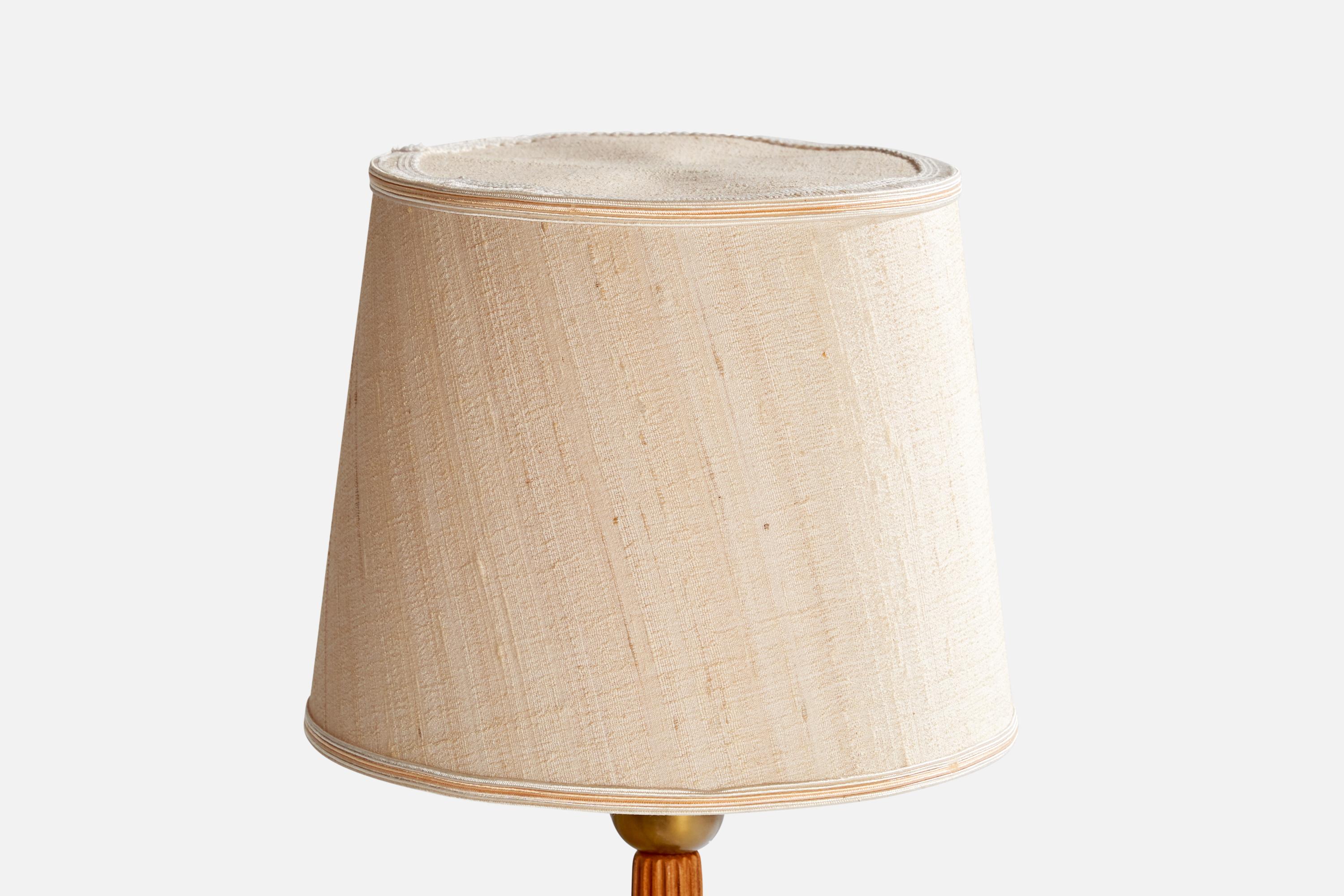 Hans Bergström, lampes de table, Oak Oak, Brass, tissu, Suède, années 1950 Bon état - En vente à High Point, NC