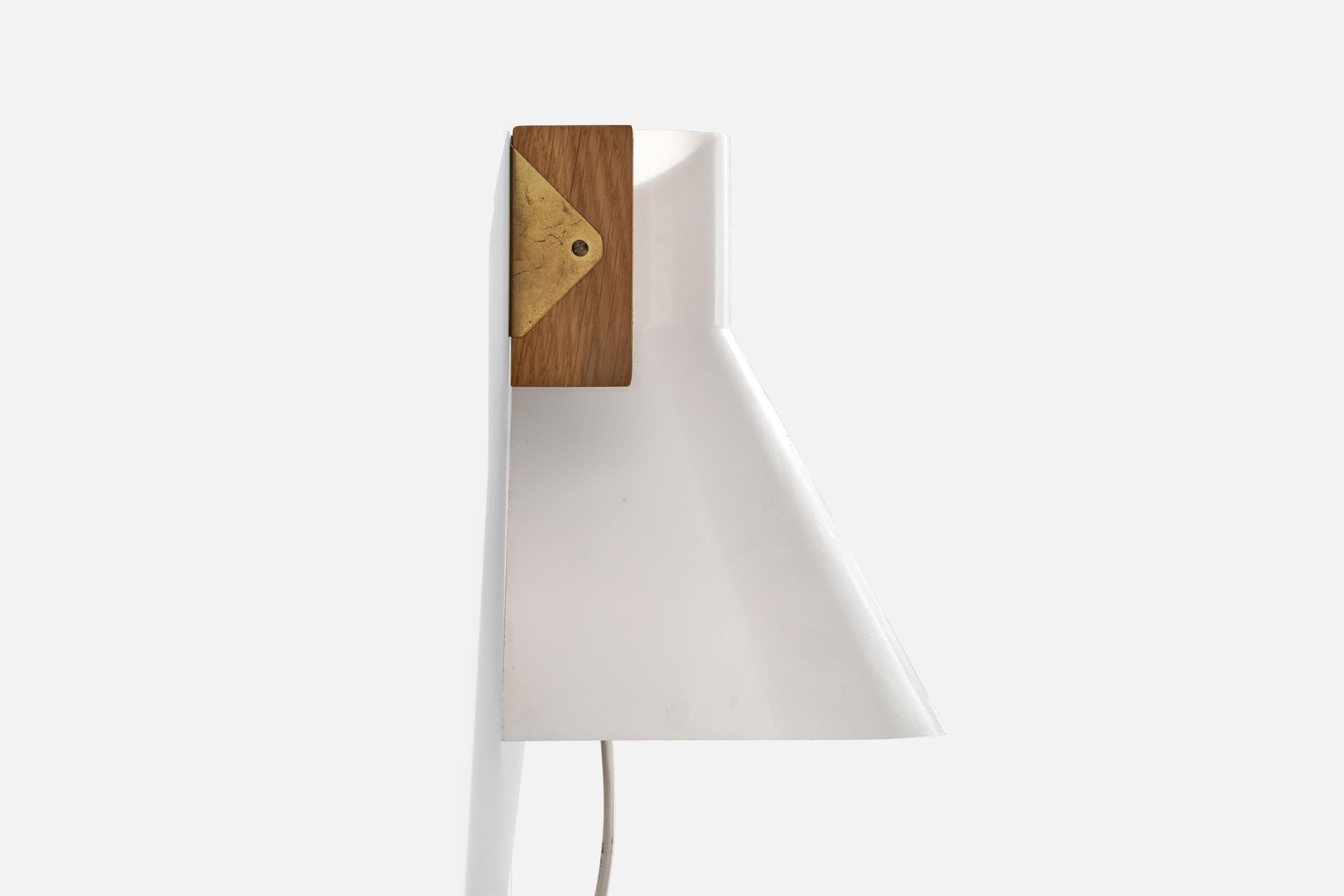 Swedish Hans Bergström, Wall Light, Wood, Brass, Acrylic, Sweden, 1950s For Sale