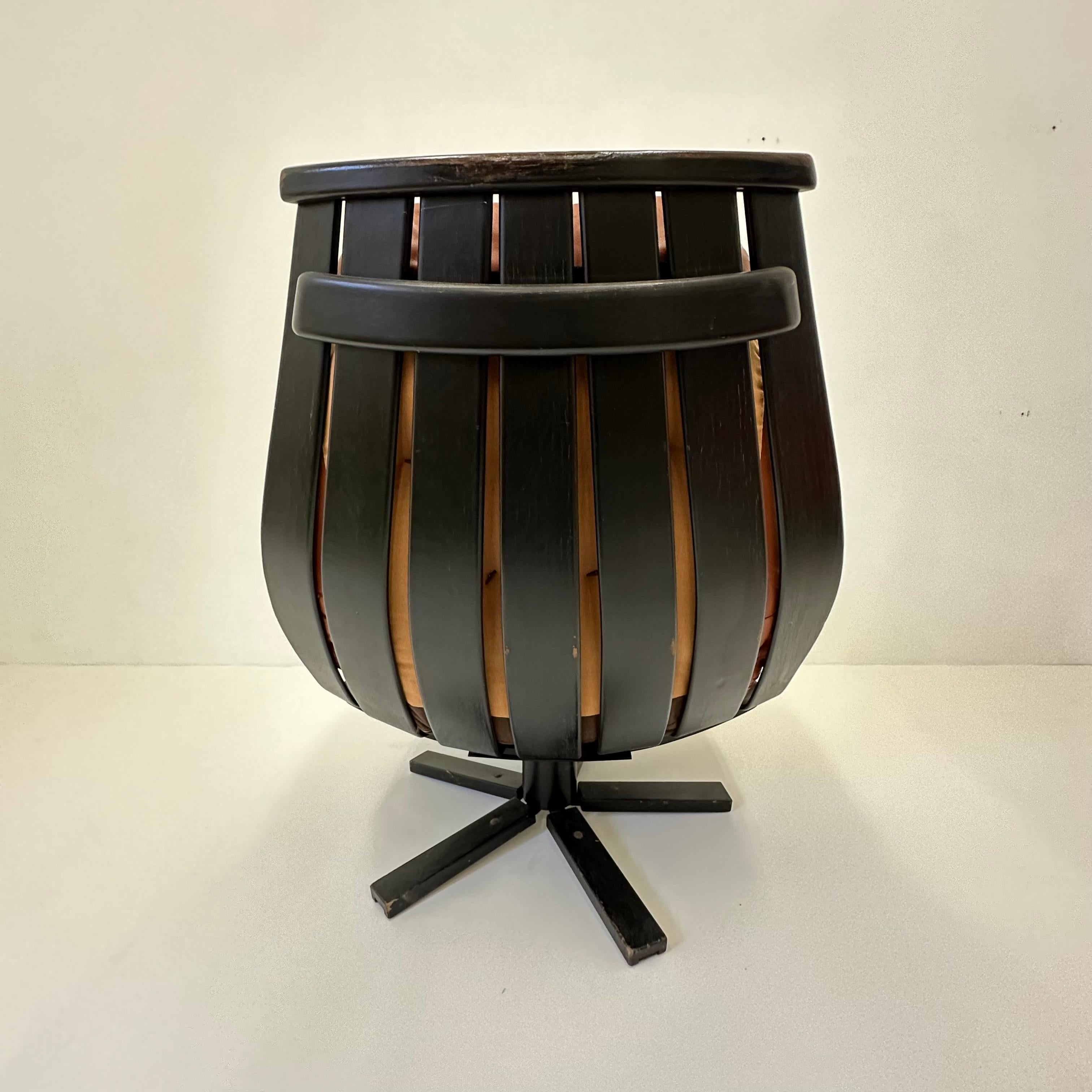 Hans Brattrud for Hove Möbler swivel chair , 1970’s For Sale 12