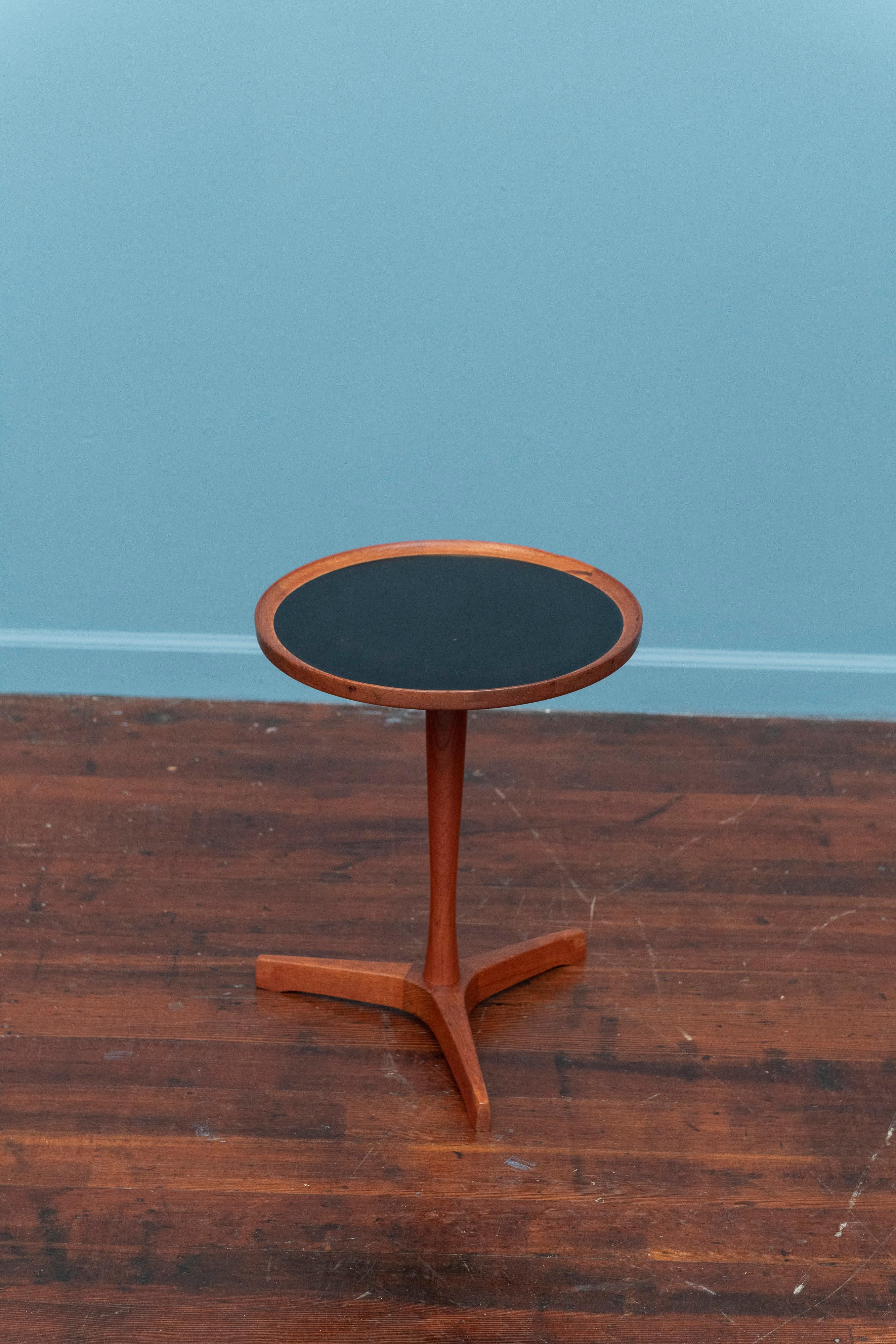 Hans C. Andersen design side table for Artek, Denmark. Simple modern design side table just newly refinished and ready to be installed. 
