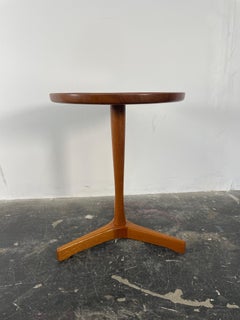 Tavolino in teak massiccio Hans C. Andersen di Artek