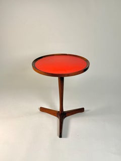 Mesa auxiliar de teca maciza Hans C. Andersen con tablero rojo de Artex