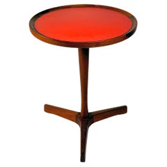 Mesa auxiliar de teca maciza Hans C. Andersen con tablero rojo de Artex