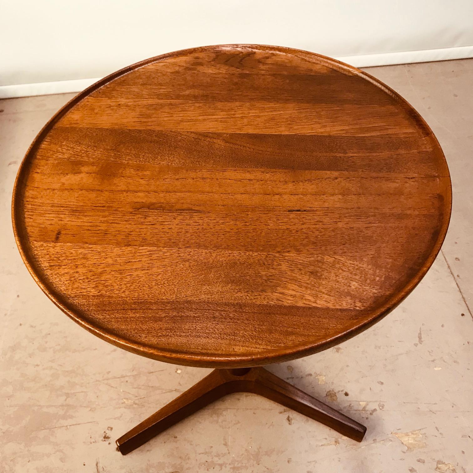 Danish Hans C Andersen Teak  Small Pedestal Table