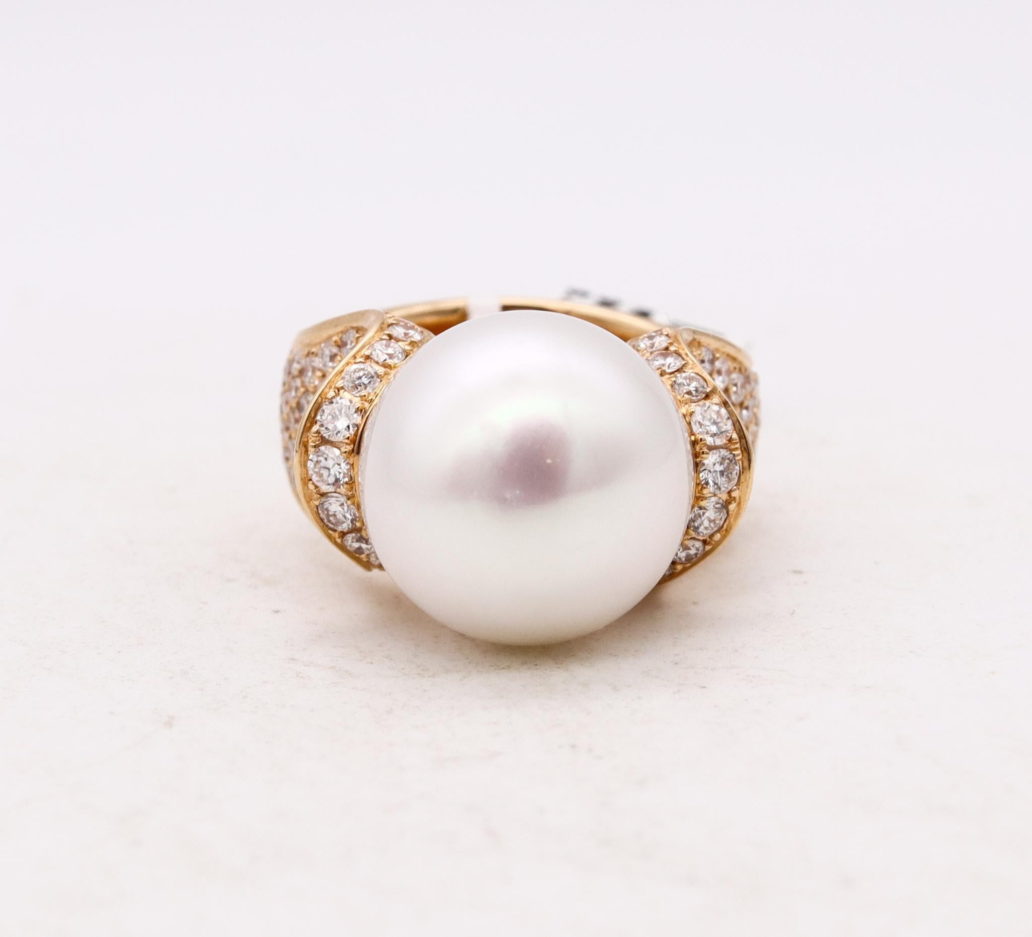 Hans D Krieger Ring 18kt Gold with 1.67 Cts Diamonds and White Pearl 2
