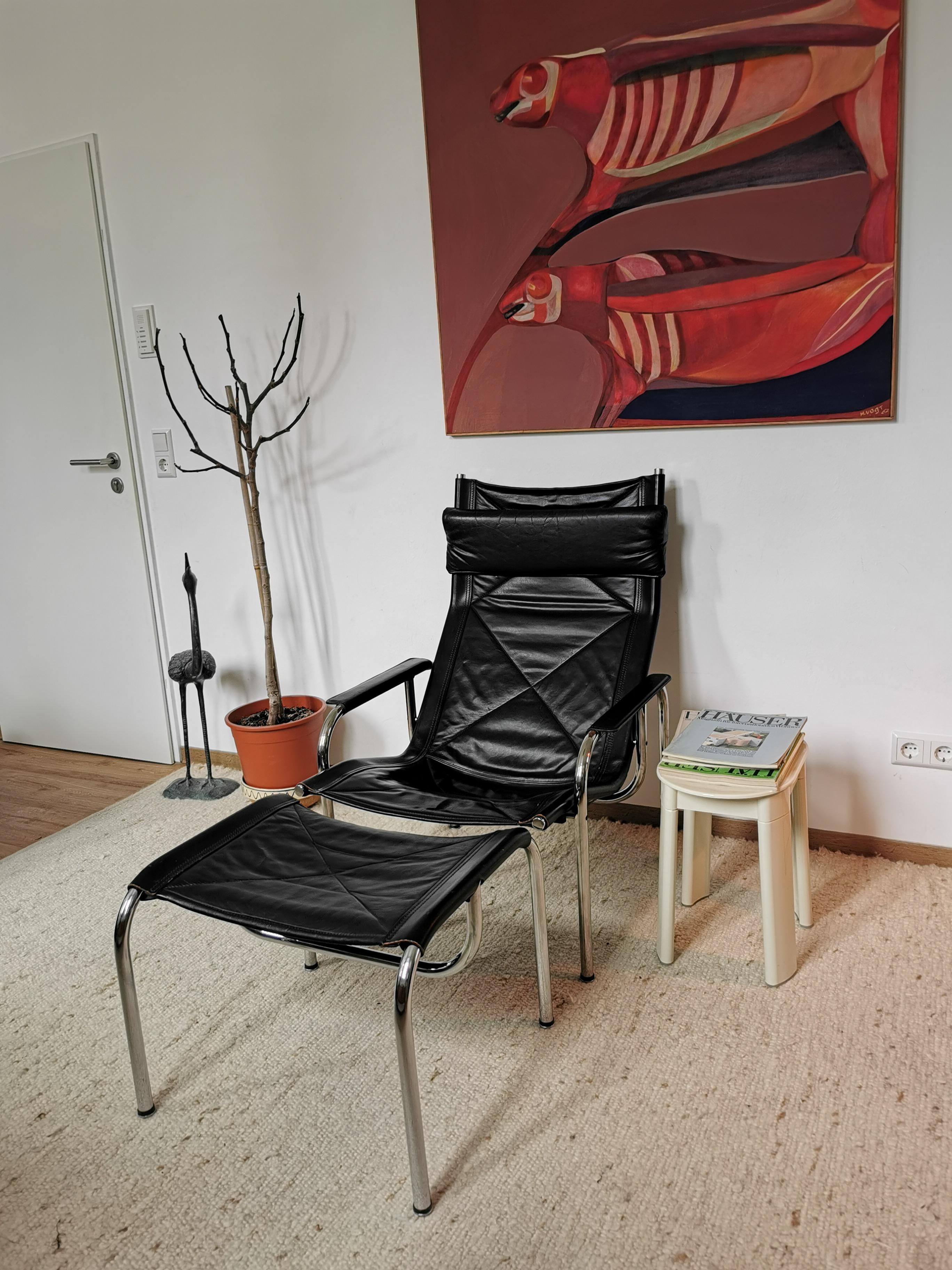 Mid-Century Modern Hans Eichenberger Chair Strässle switzerland design loungechair Ottoman  For Sale