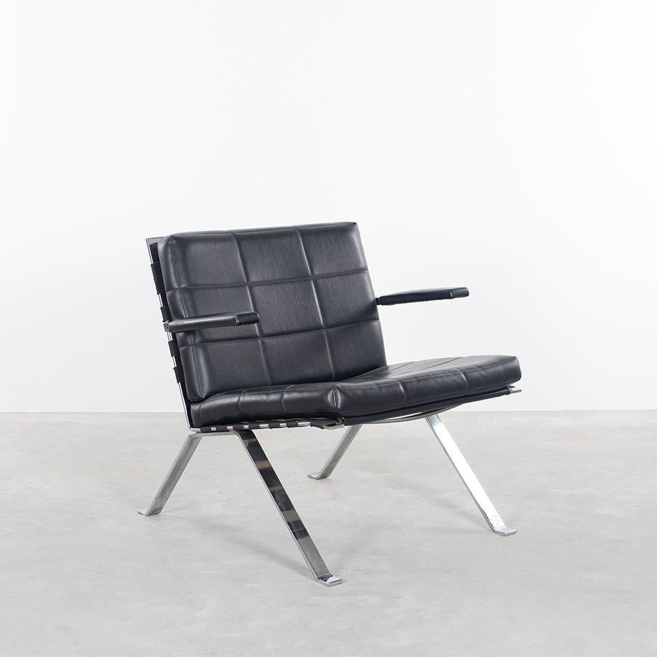 Hans Eichenberger easy chair designed for Girsberger, Switzerland, 1967. Black skai leather cushions and chrome-plated steel frame all in good vintage original condition.