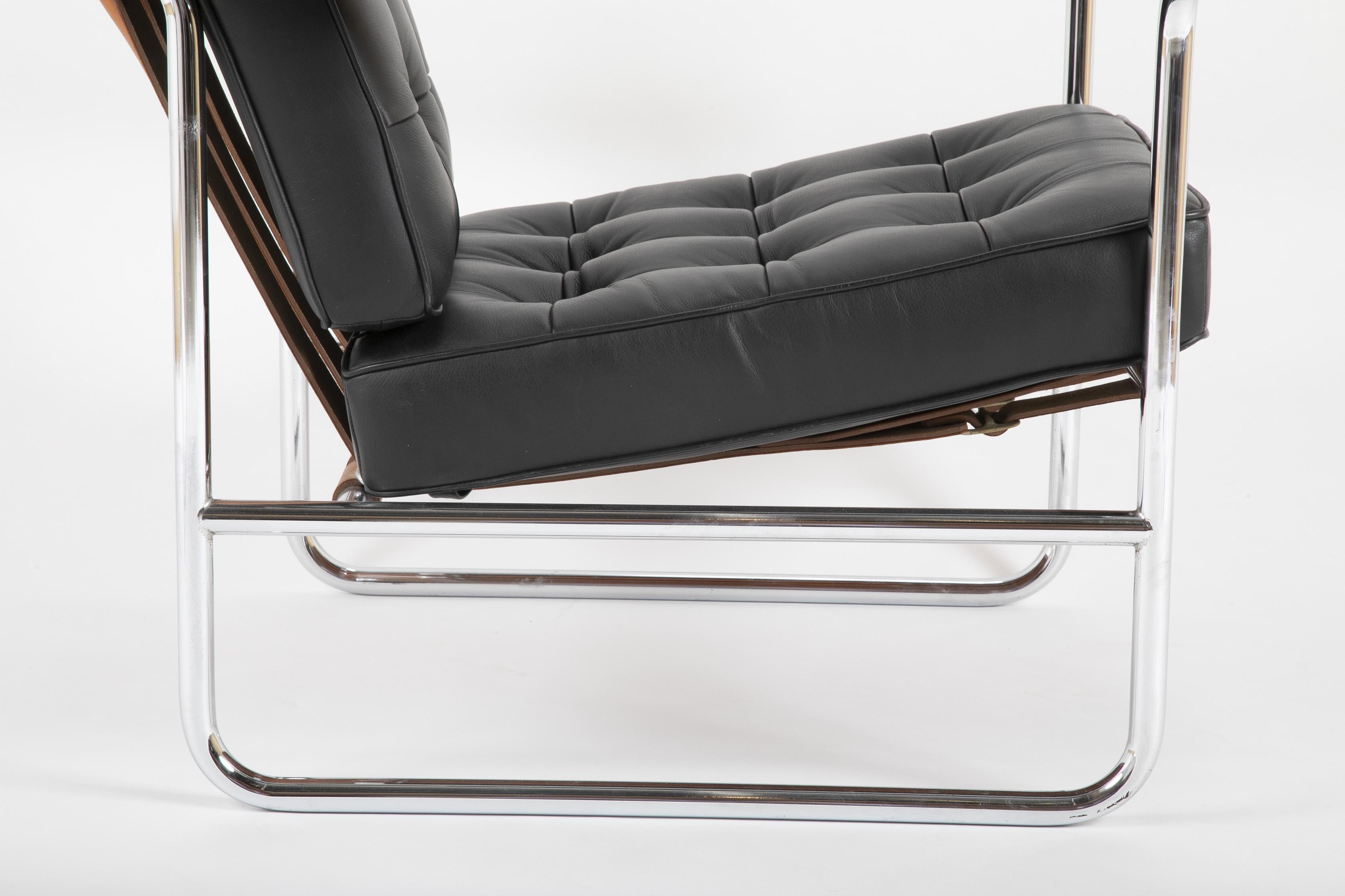 Plated Hans Eichenberger for De Sede, HE 113 Black Leather Chair with Cognac Straps