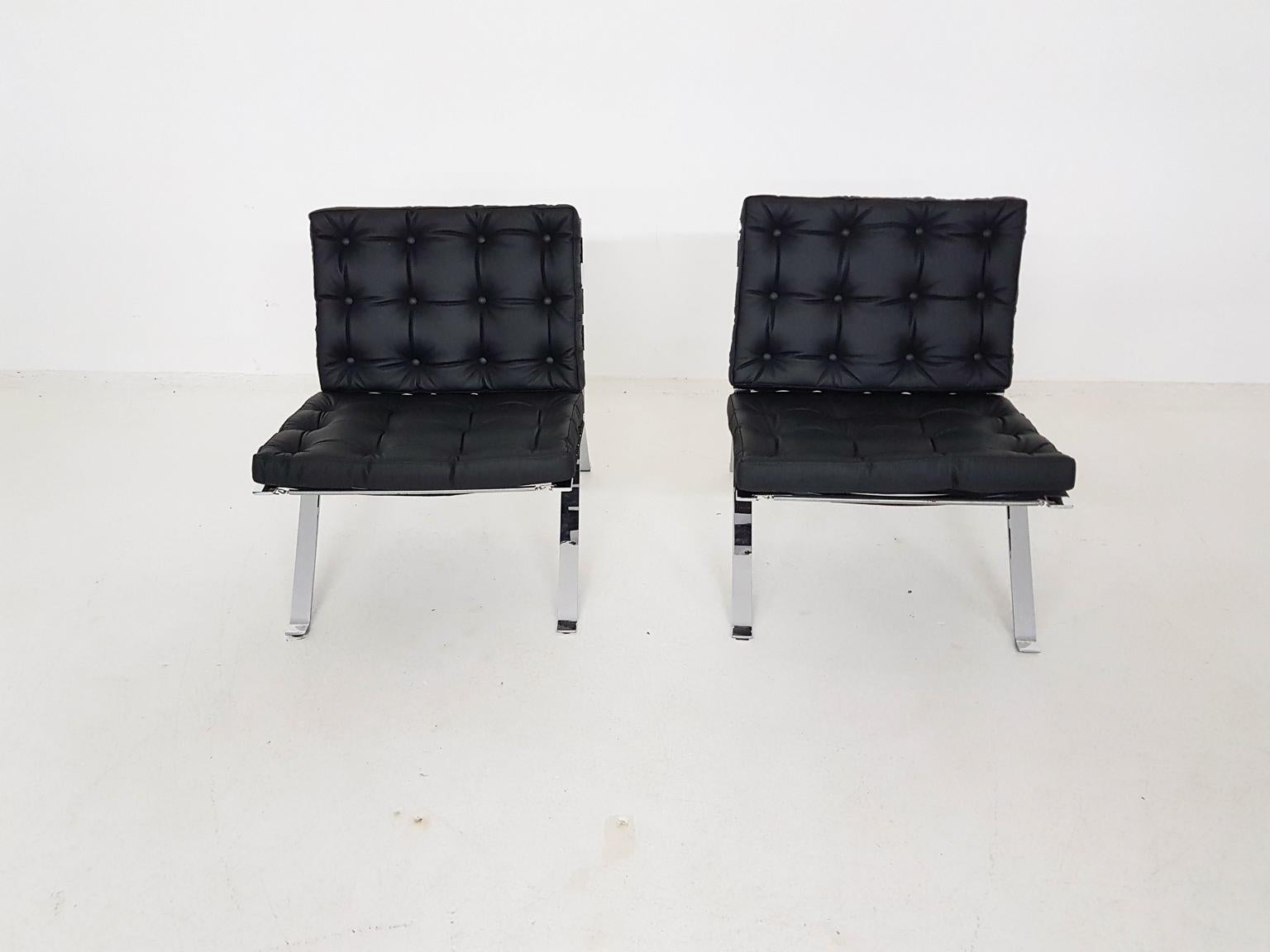 Hans Eichenberger for Girsberger Leather Lounge or Easy Chairs, Switzerland 1966 In Good Condition For Sale In Amsterdam, NL